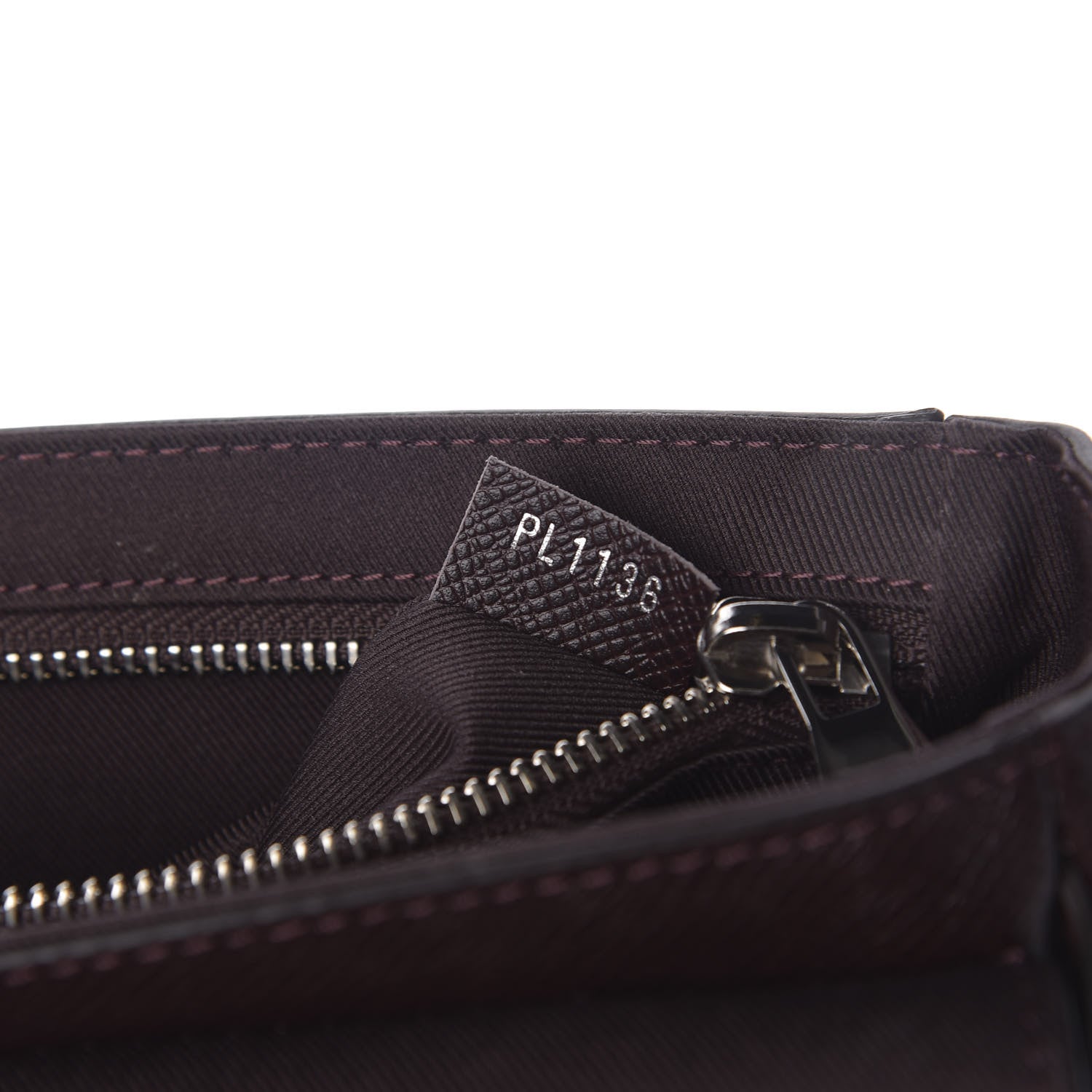 Louis Vuitton Taiga Roman MM Messenger NM Acajou 6 of 9