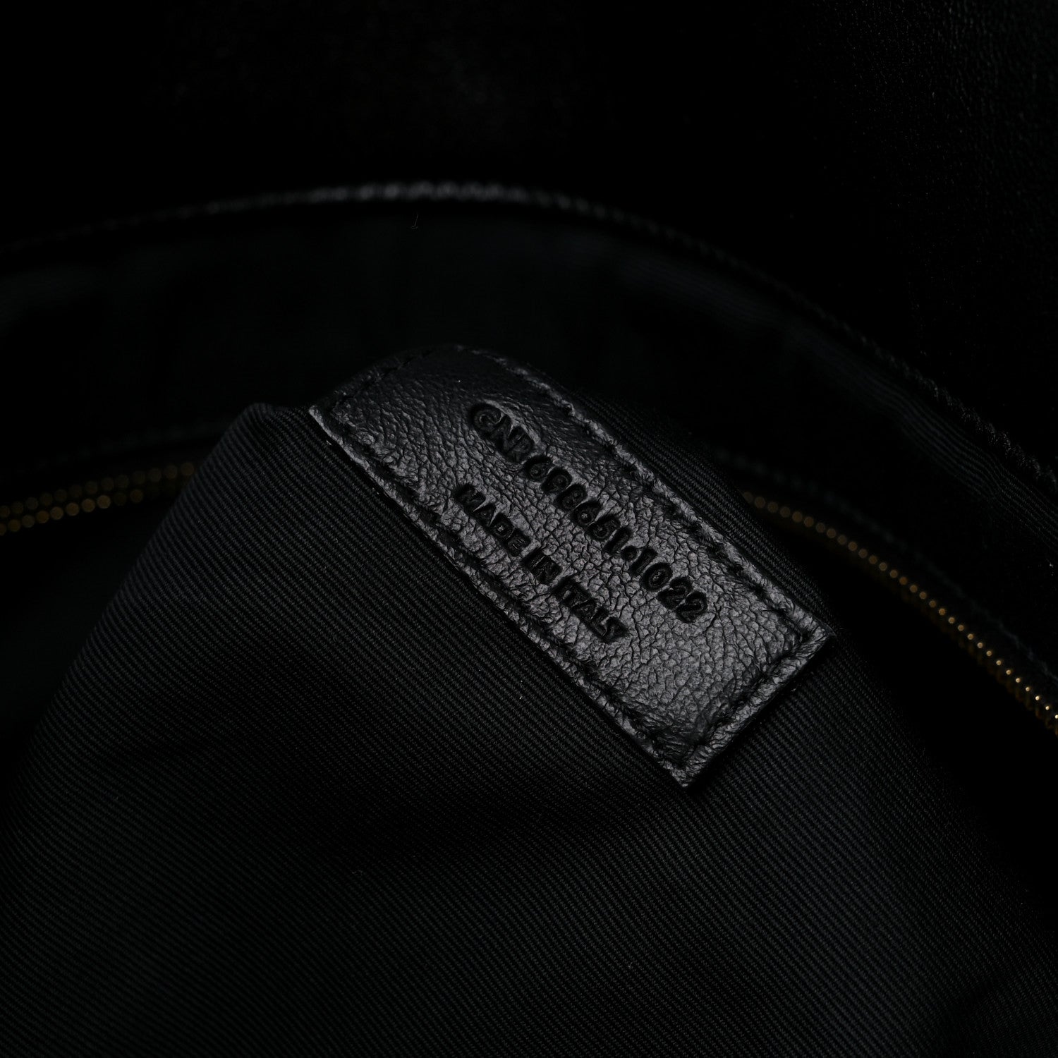 Saint Laurent Lambskin Quilted Maxi Icare Shopping Tote Black 8 of 10