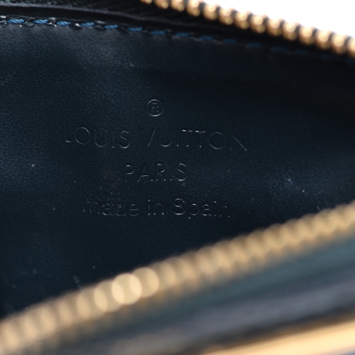 Louis Vuitton Vernis Key Pouch Blue Nuit 6 of 11