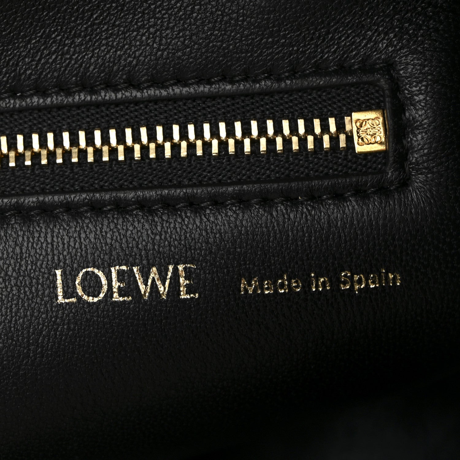 Loewe Buttery Nappa Lambskin Medium Squeeze Bag Black 6 of 9
