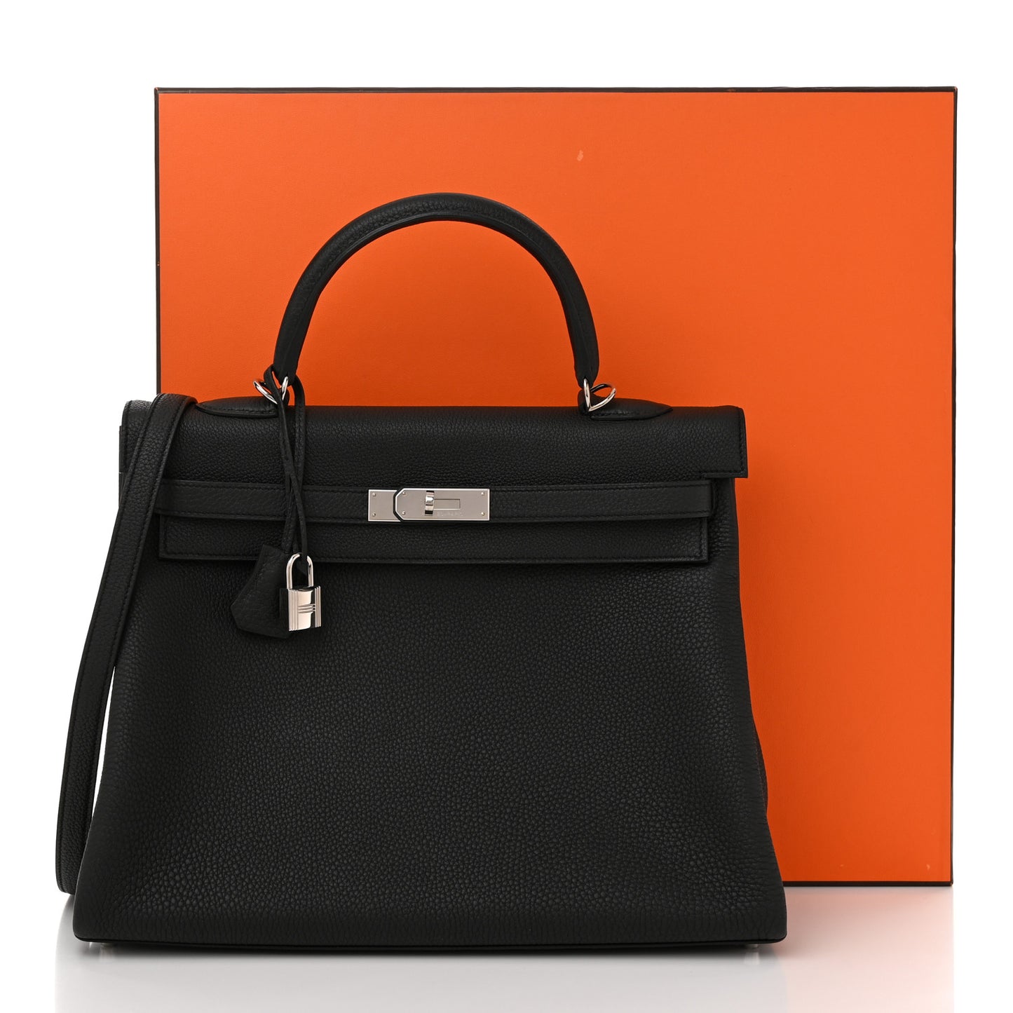 Togo Kelly Retourne 35 Black