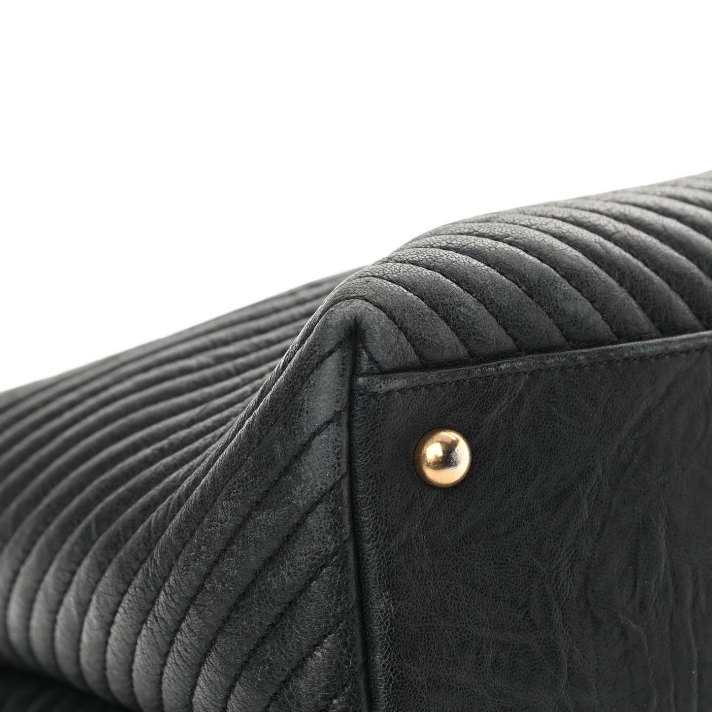 Wrinkled Lambskin Chevron Quilted Large Surpique Tote Black