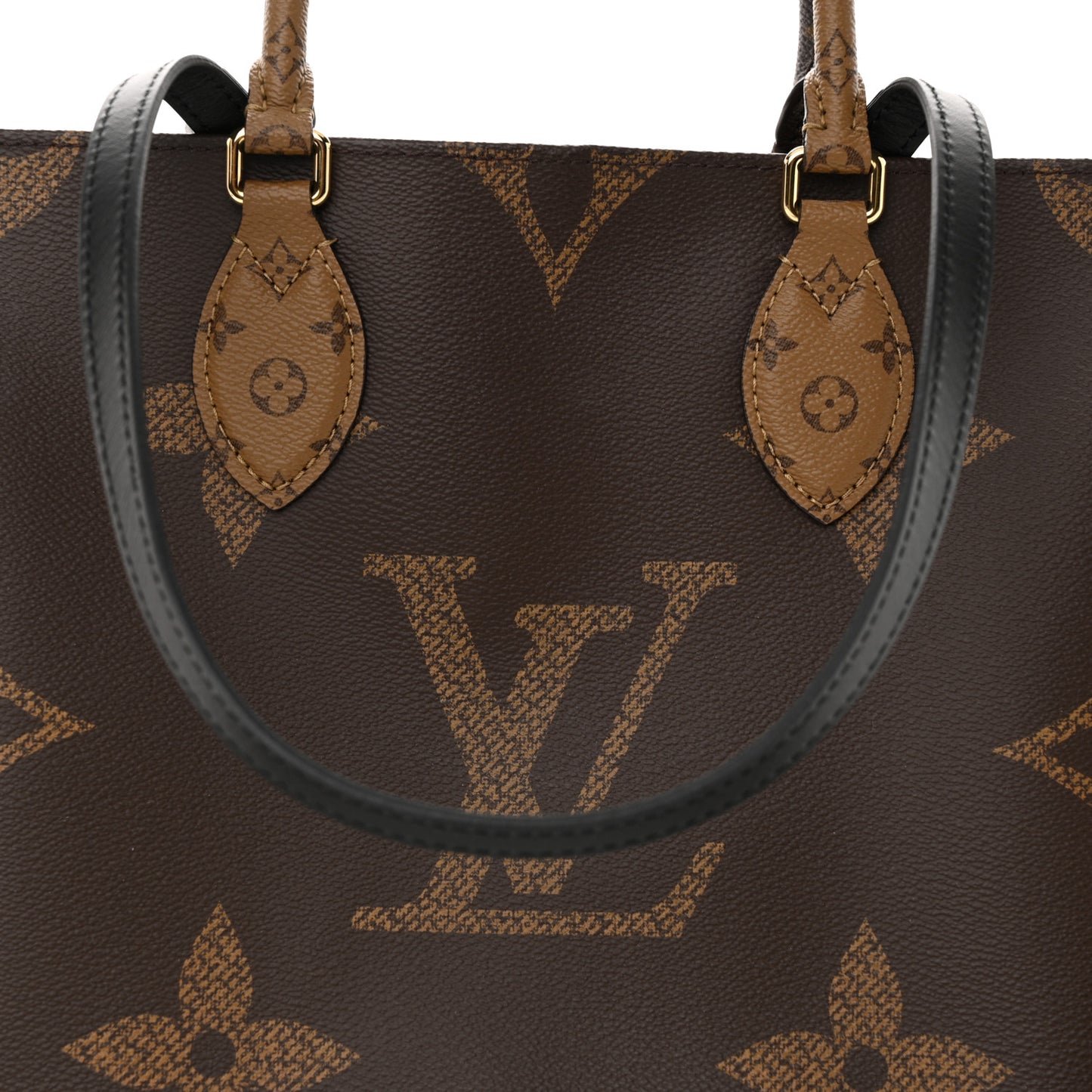 Reverse Monogram Giant Onthego MM