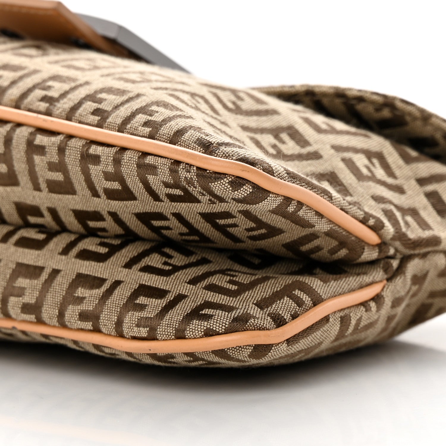 Fendi Zucchino Baguette Beige 10 of 15