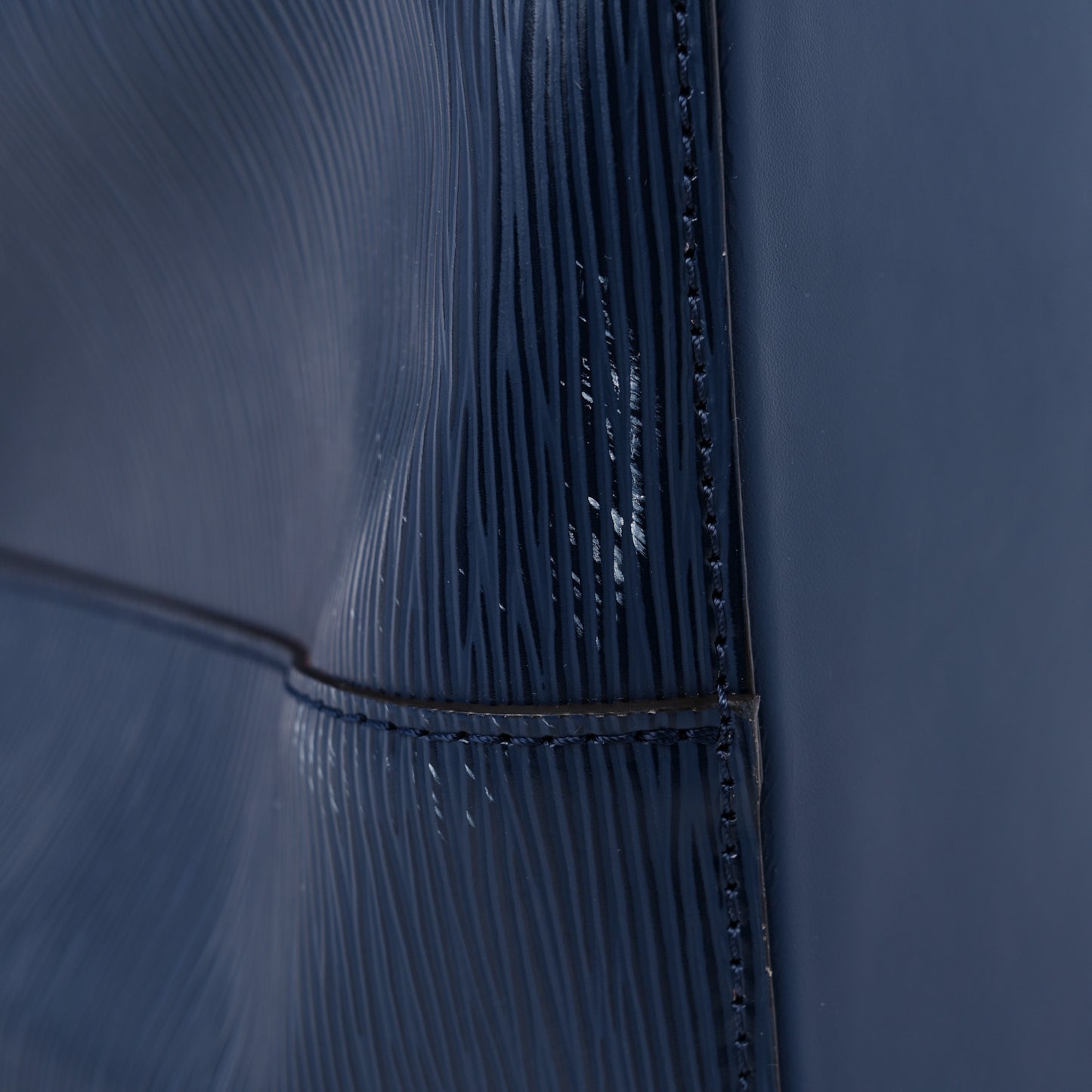 Epi Neonoe Indigo Coquelicot