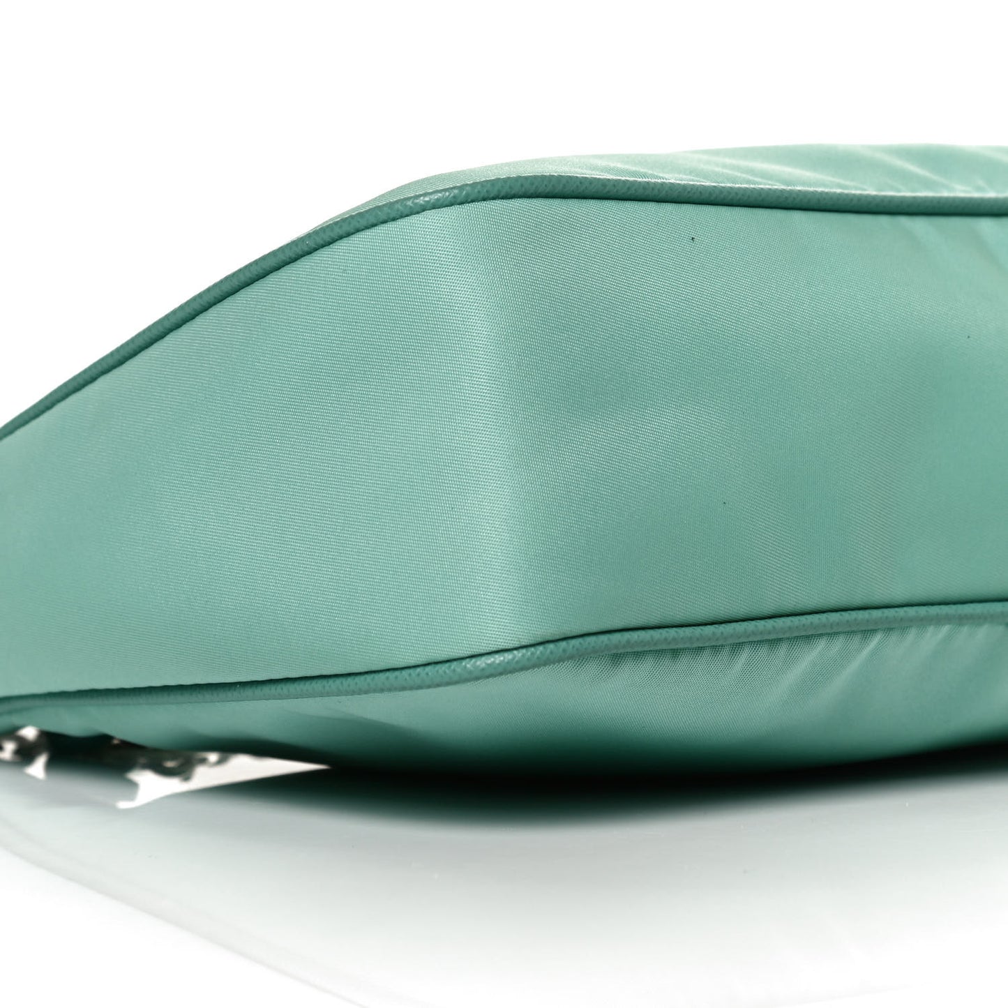 Nylon Saffiano Re-Edition 2005 Shoulder Bag Giada