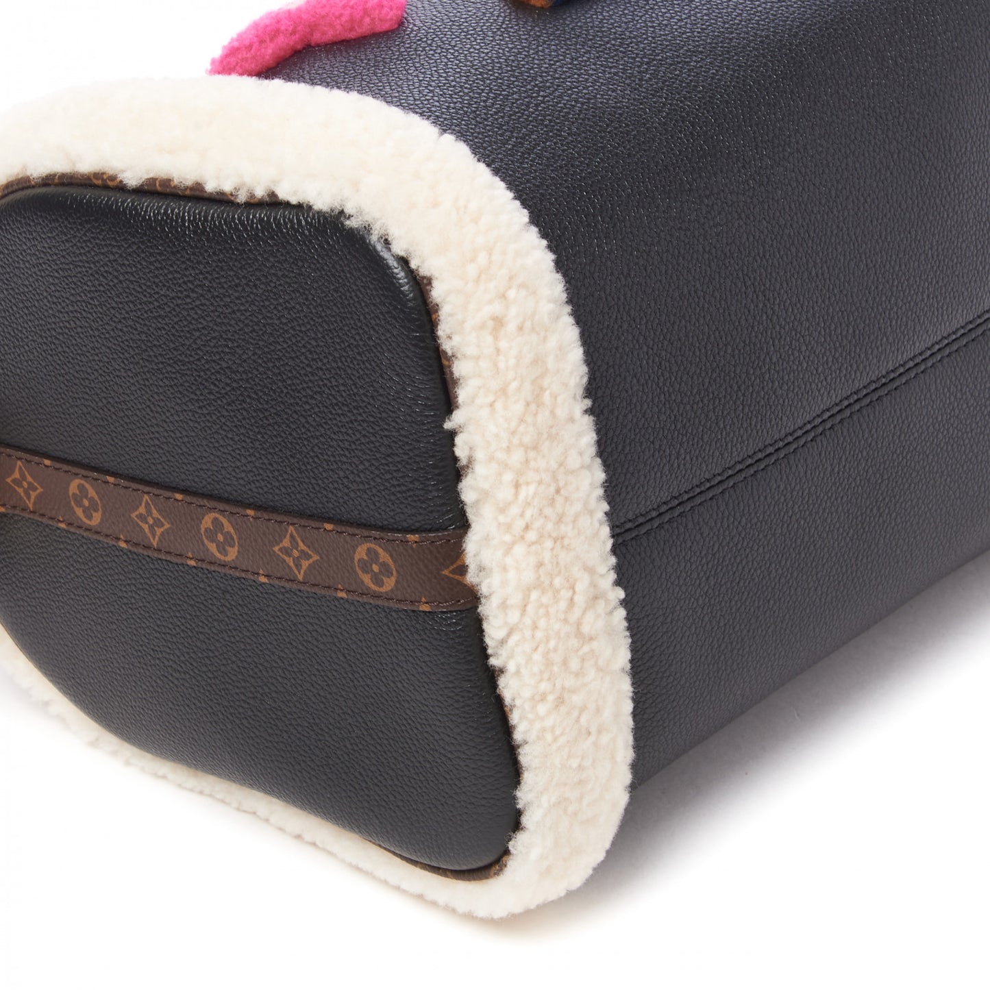 Calfskin Monogram Teddy Speedy Bandouliere 30 Black