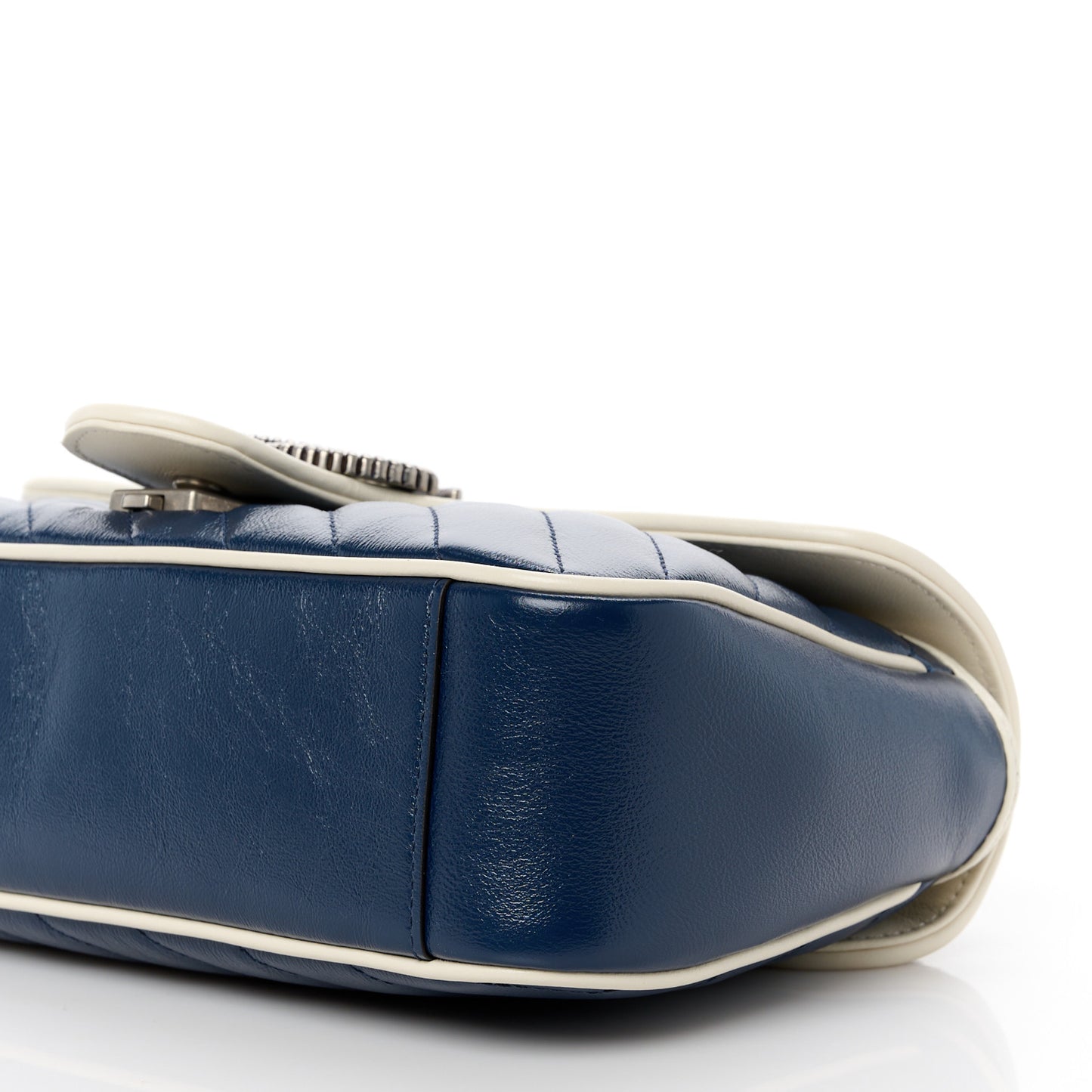Vintage Effect Calfskin Matelasse Diagonal Small Torchon GG Marmont Shoulder Bag Blue Agata Mystic White