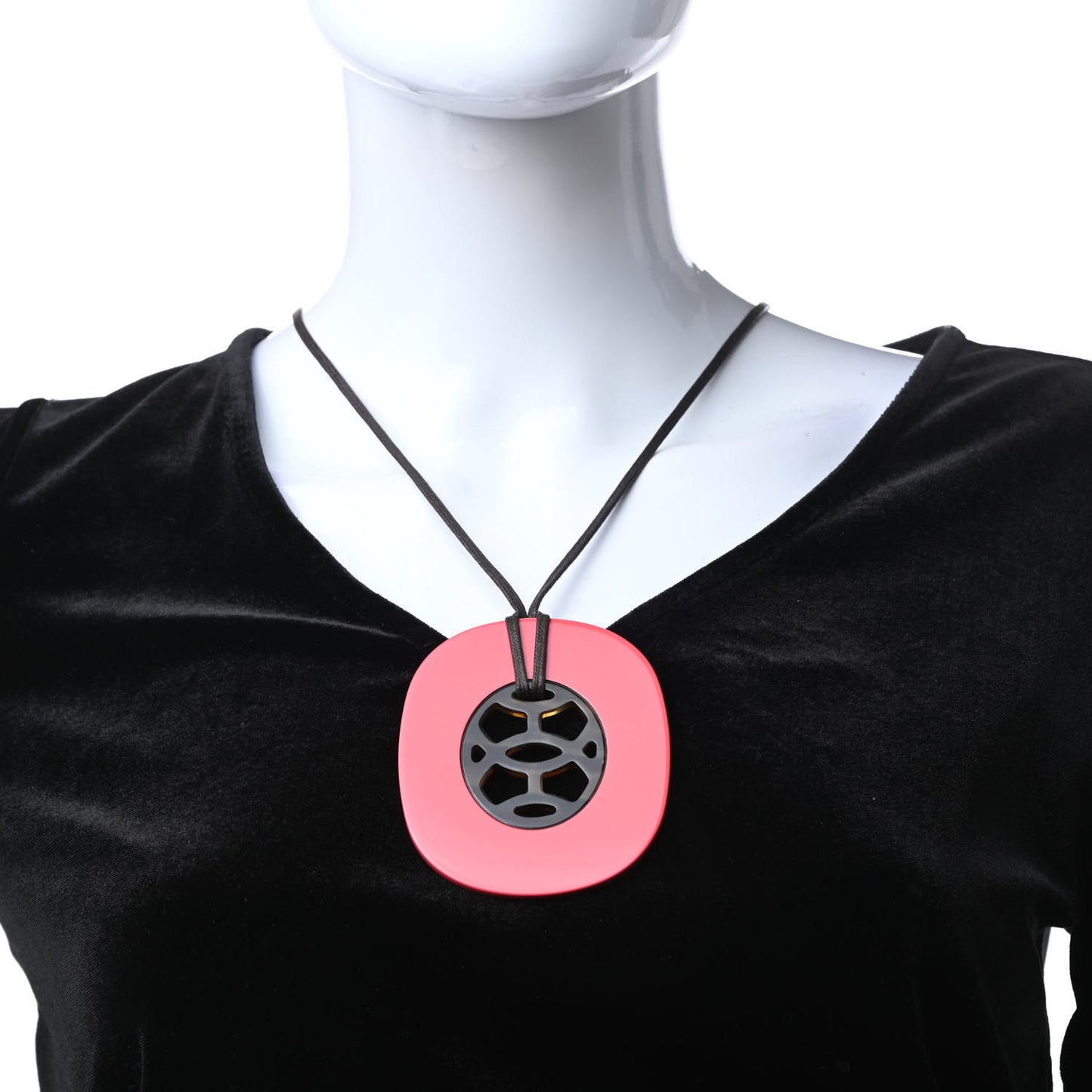 Buffalo Horn Lacquer Lift Necklace Rose Bubble Gum