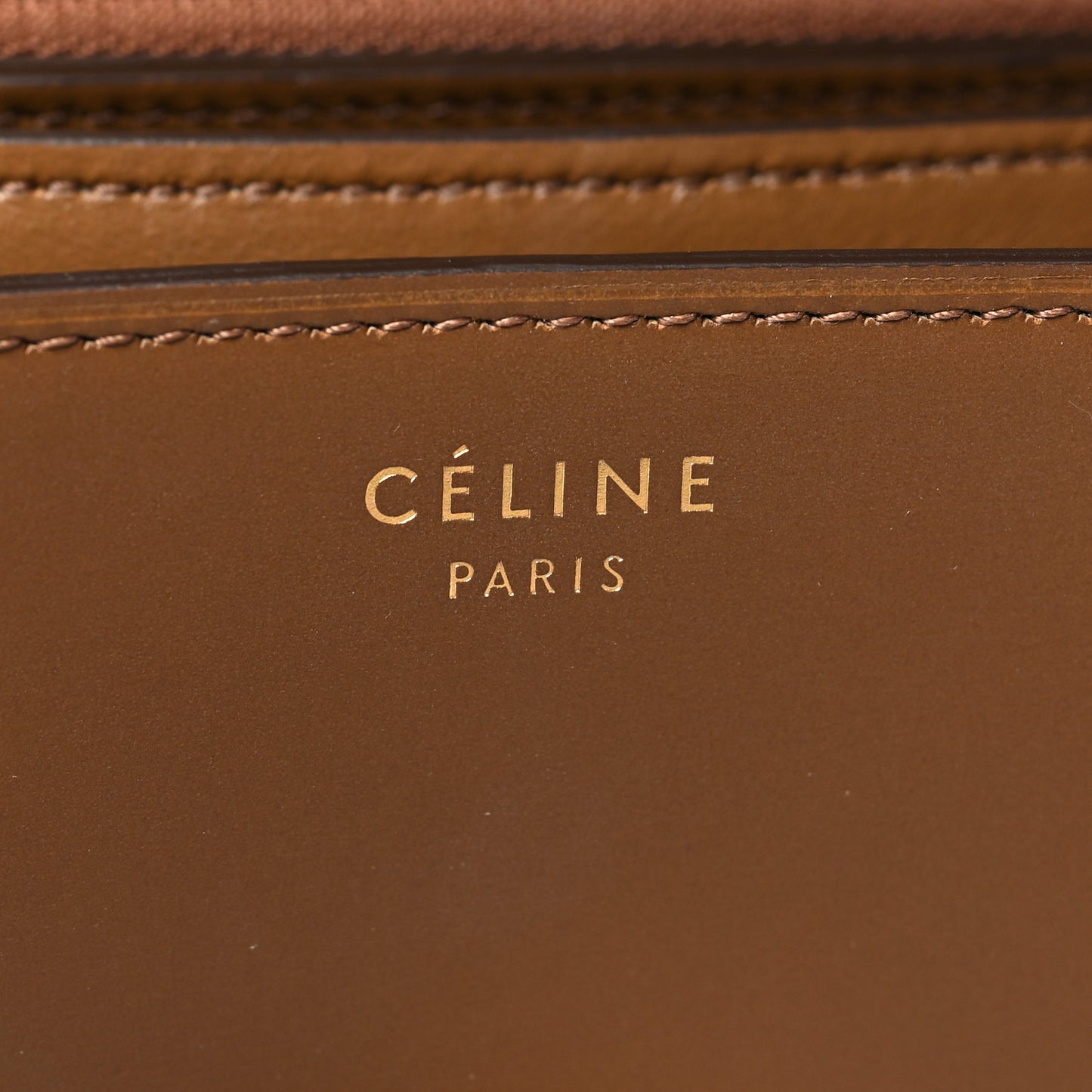 Box Calfskin Medium Classic Box Flap Bag Camel