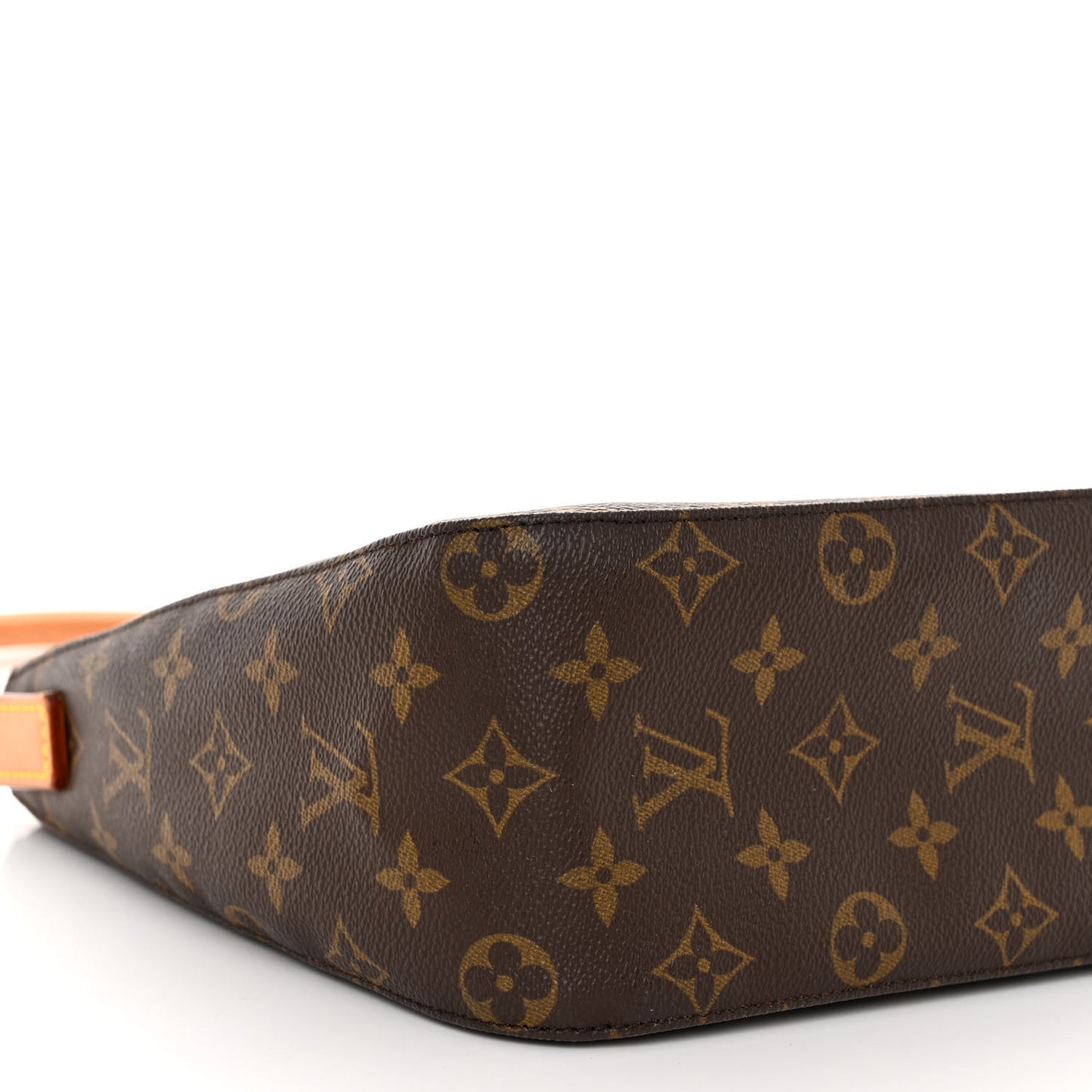 Monogram Looping MM