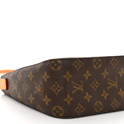 Louis Vuitton Monogram Looping MM 8 of 10