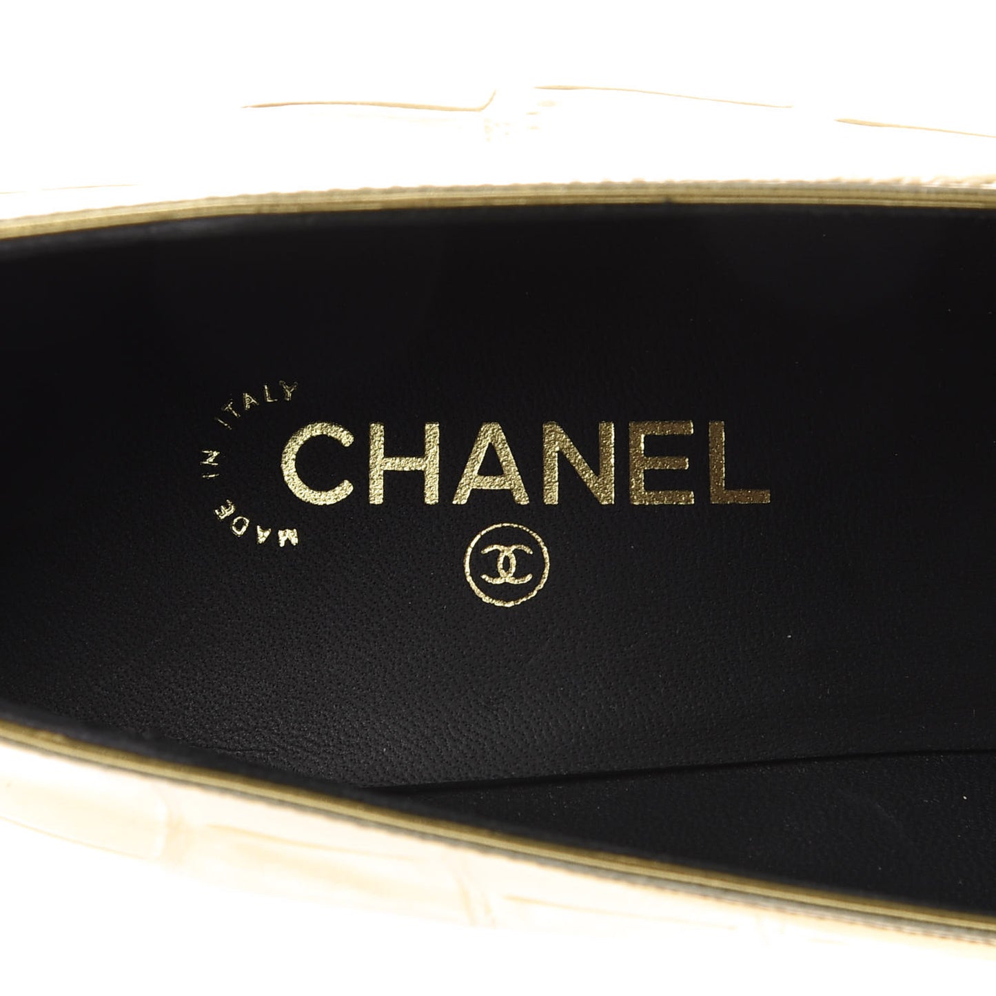 Metallic Crocodile Embossed Crumpled Patent Cap Toe Pumps 38.5 Gold Black