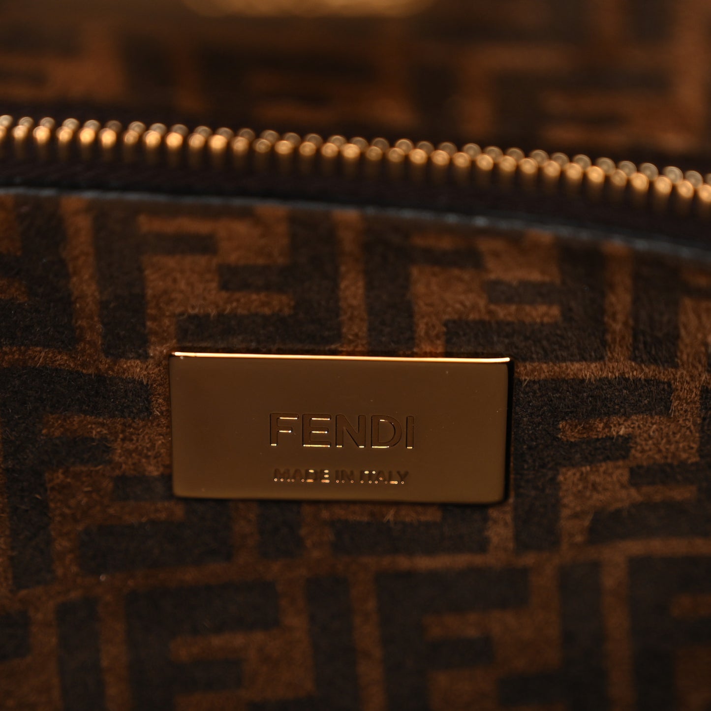 Vitello Seta Suede FF Mini Peekaboo Iconic Satchel Chocolate Sigaro Marrone