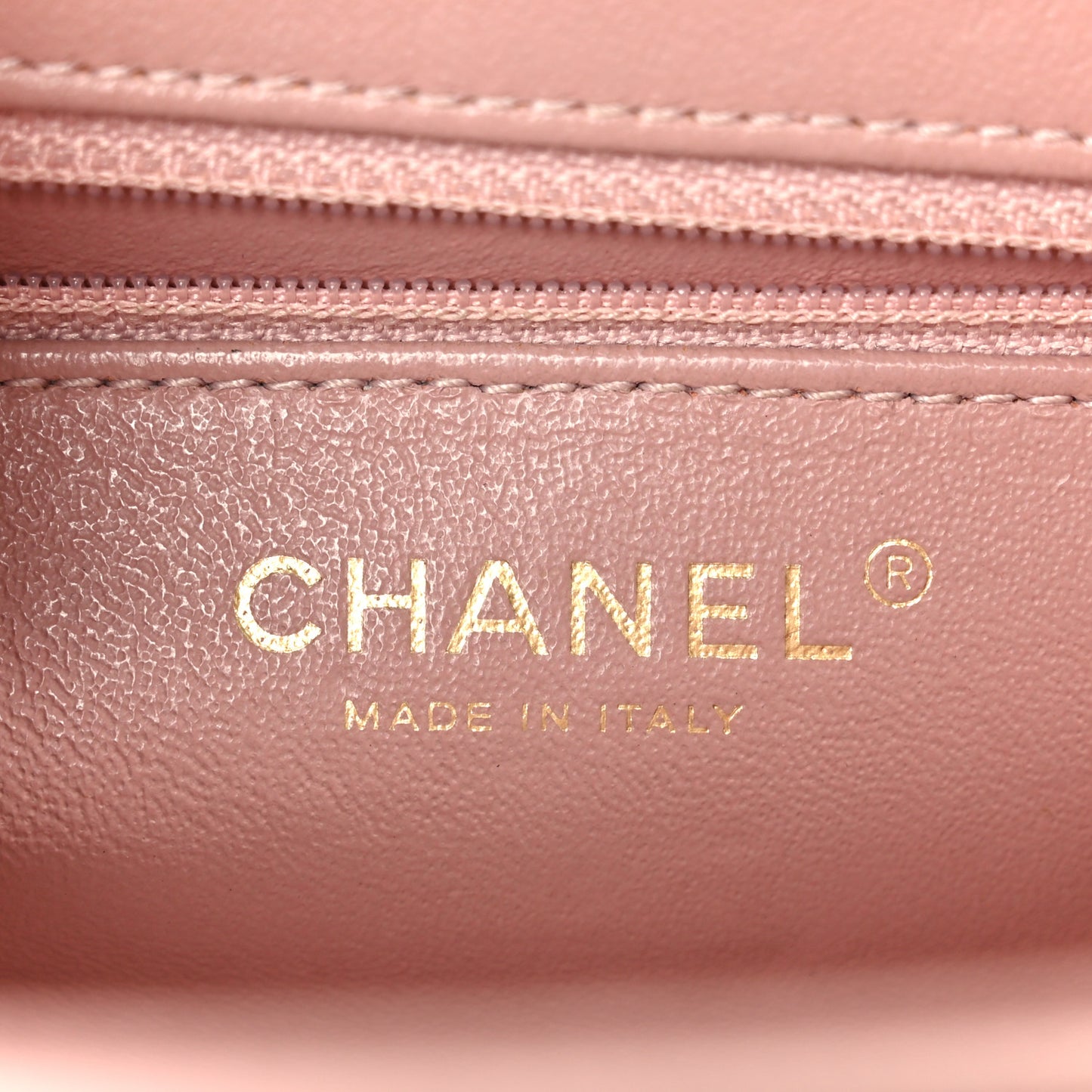 Caviar Quilted Medium Business Affinity Flap Light Pink