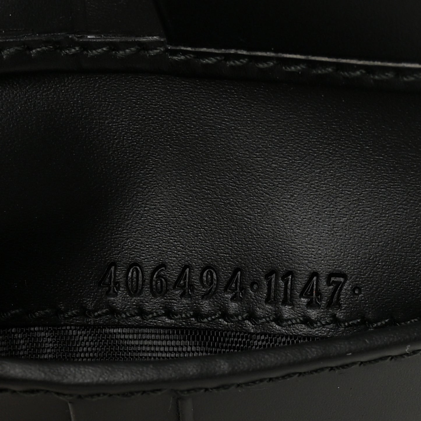 Vitello Bi-Fold Gomma Wallet Black