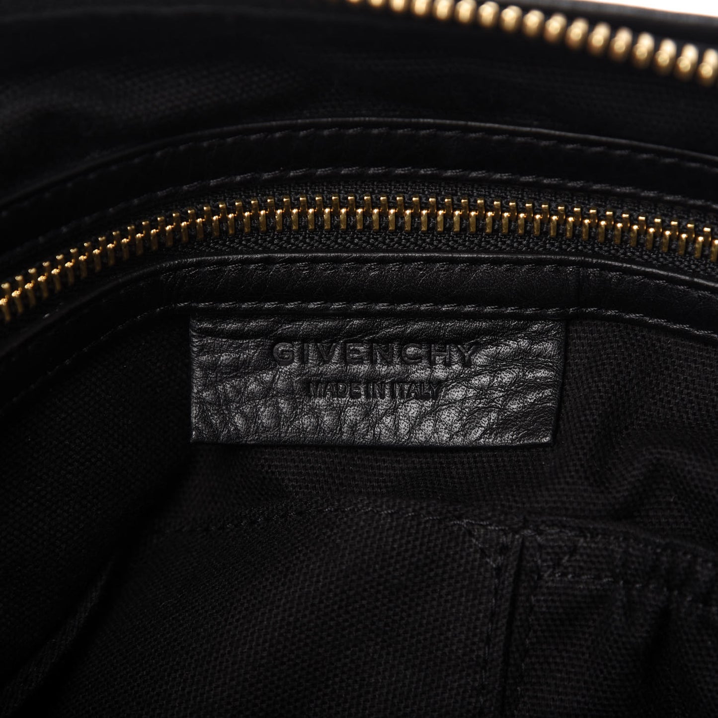 Calfskin Crocodile Embossed Medium Pandora Black