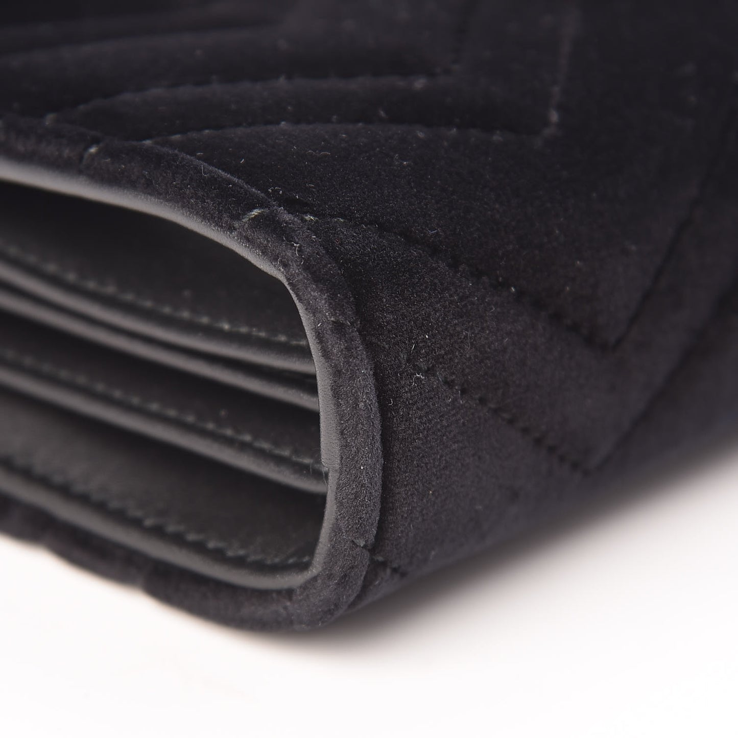 Velvet Matelasse GG Marmont Chain Wallet Black