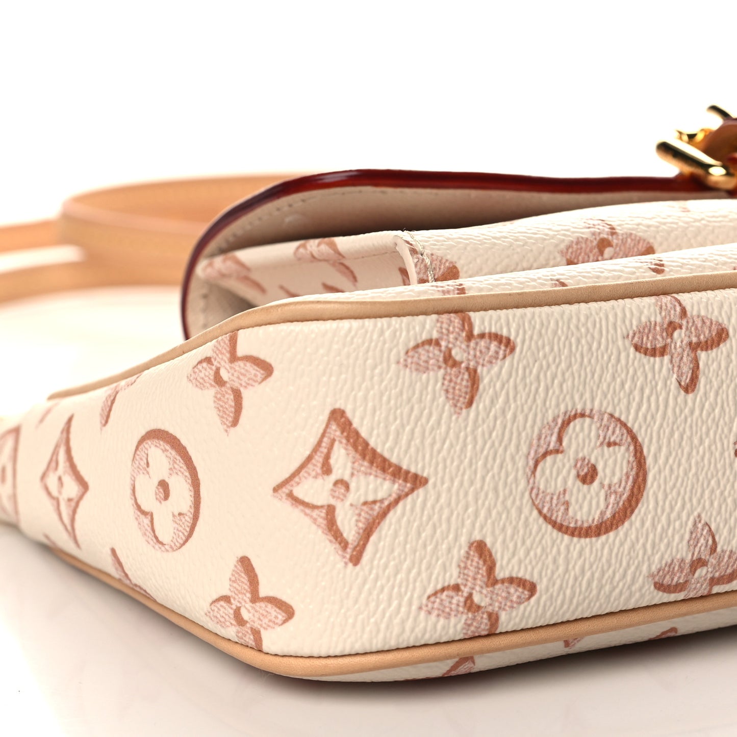 Monogram Fall For You Maxi Multi Pochette Accessories Beige Clair