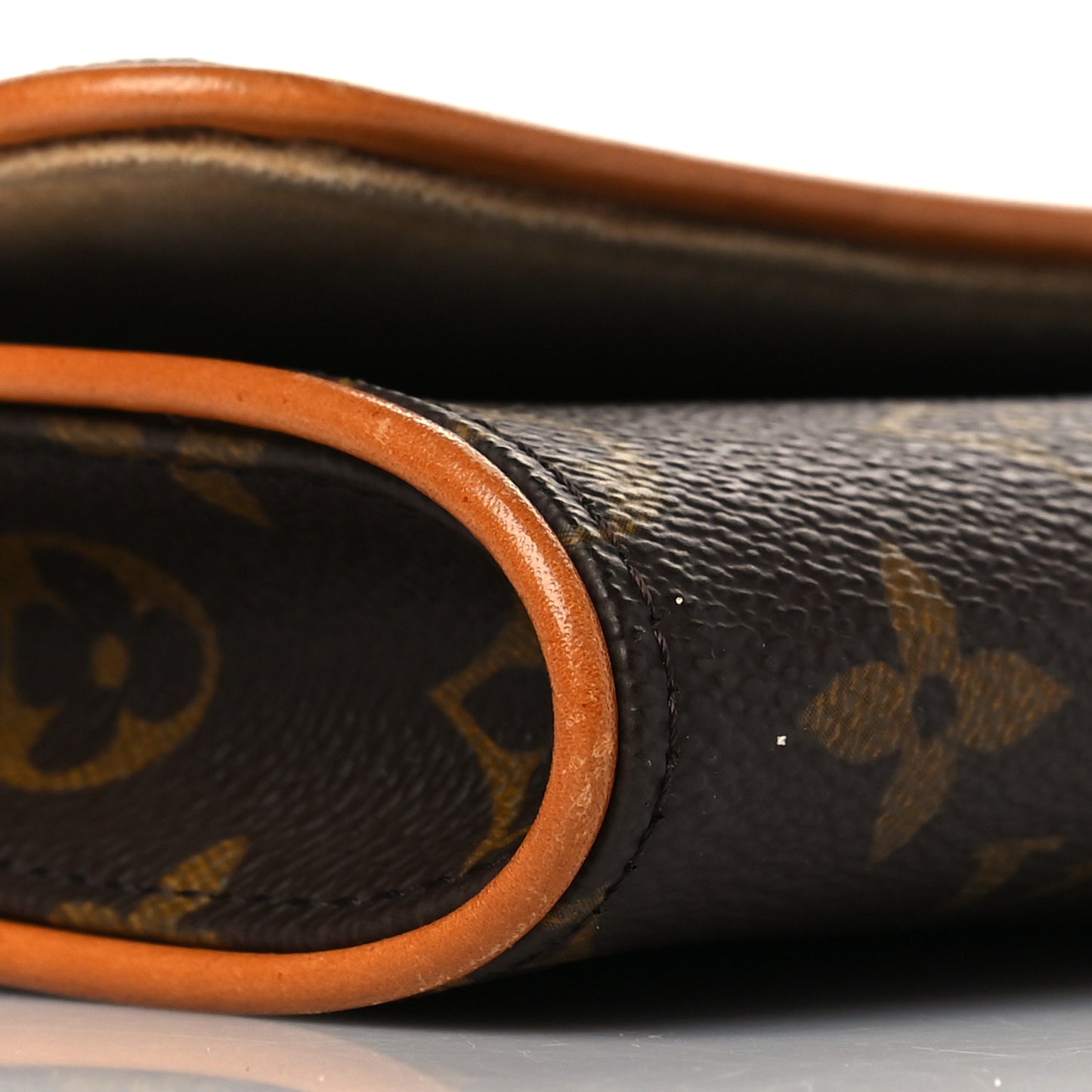 Monogram Pochette Twin GM