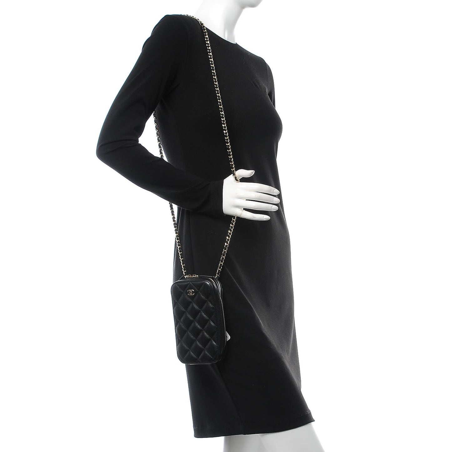 Caviar Quilted Classic Clutch With Chain Black
