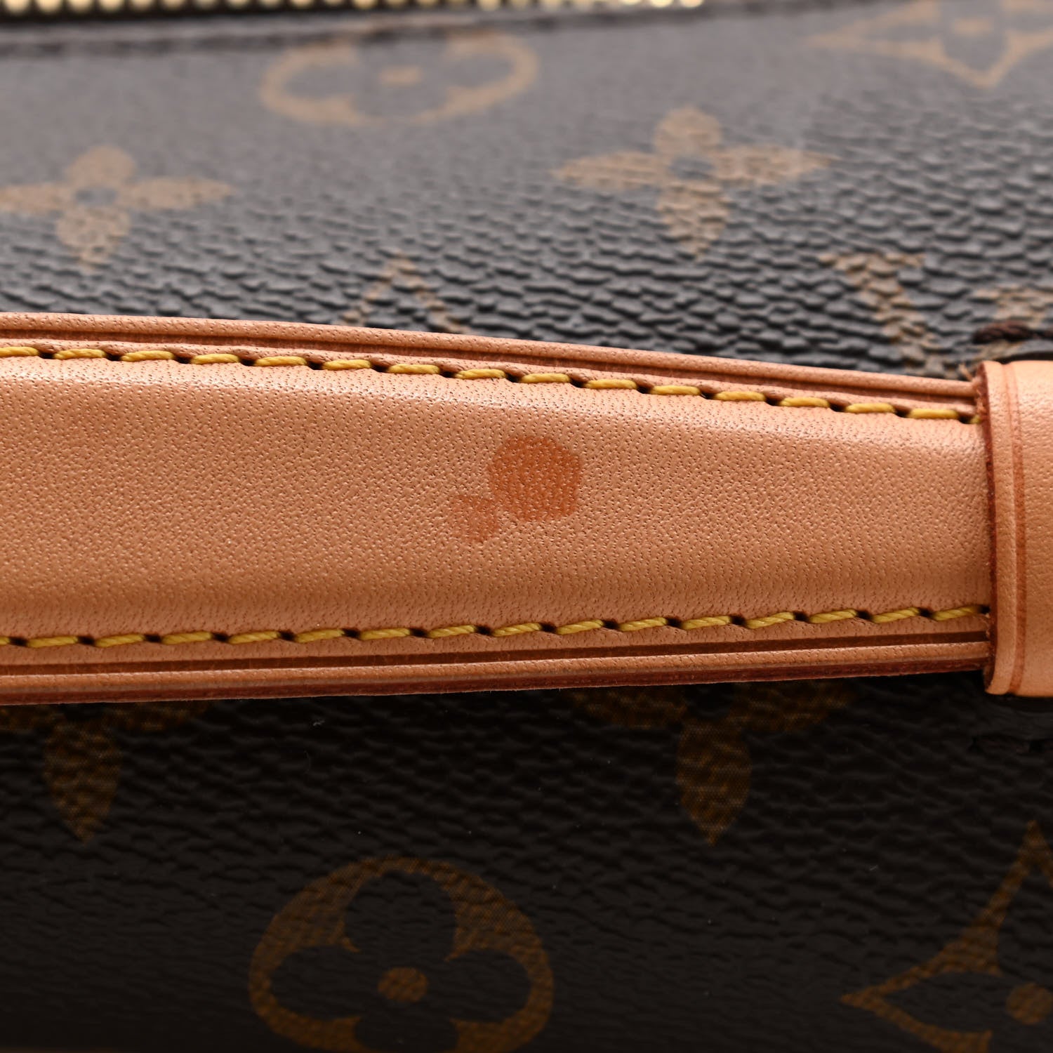 Louis Vuitton Monogram Pochette Metis 9 of 9