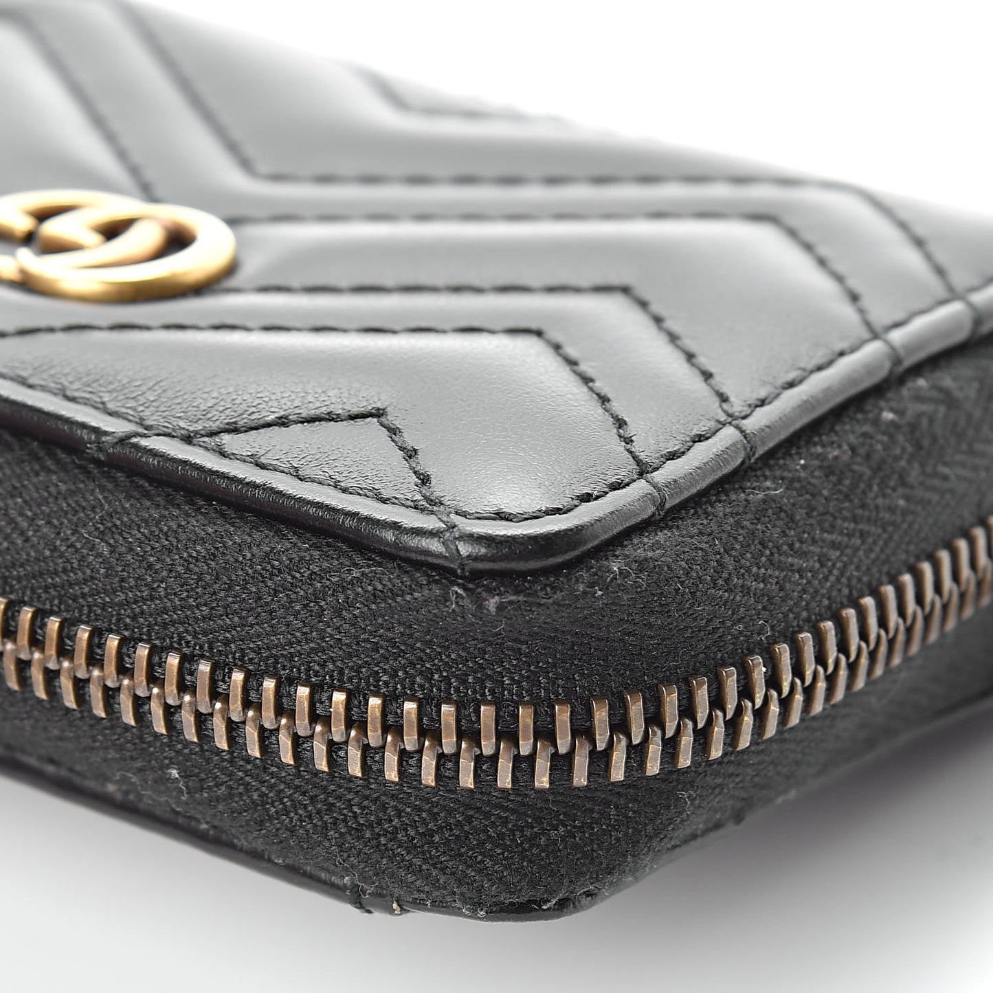 Calfskin Matelasse GG Marmont Zip Around Card Case Black