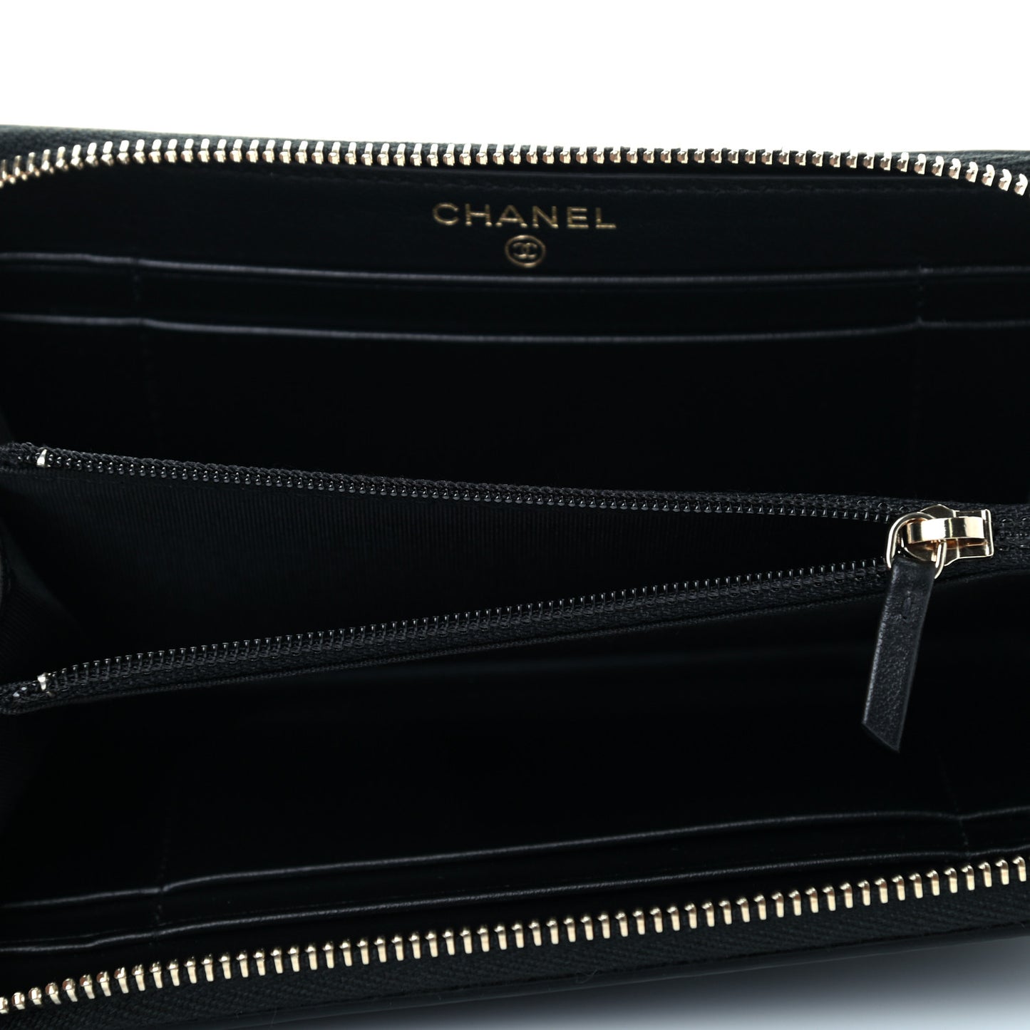 Caviar Quilted Medium Filigree Zip Around Wallet Black