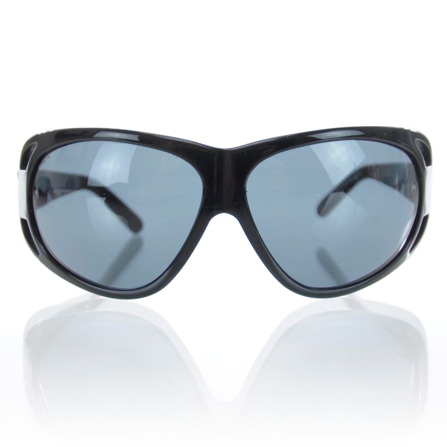 Prada Sunglasses SPR 03F | 2 of 10