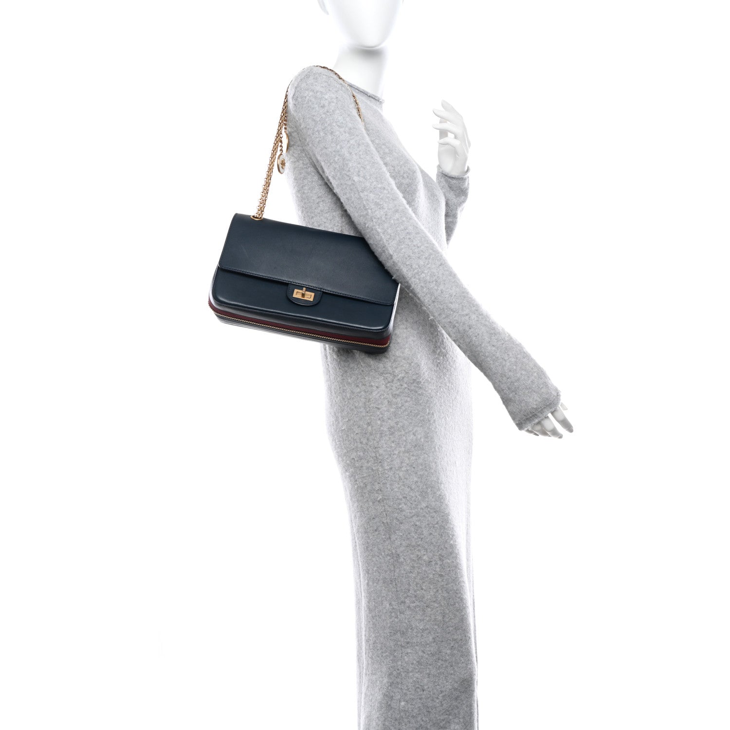 Chanel Calfskin Nude 2.55 Medals Reissue 226 Flap Navy 2 of 13