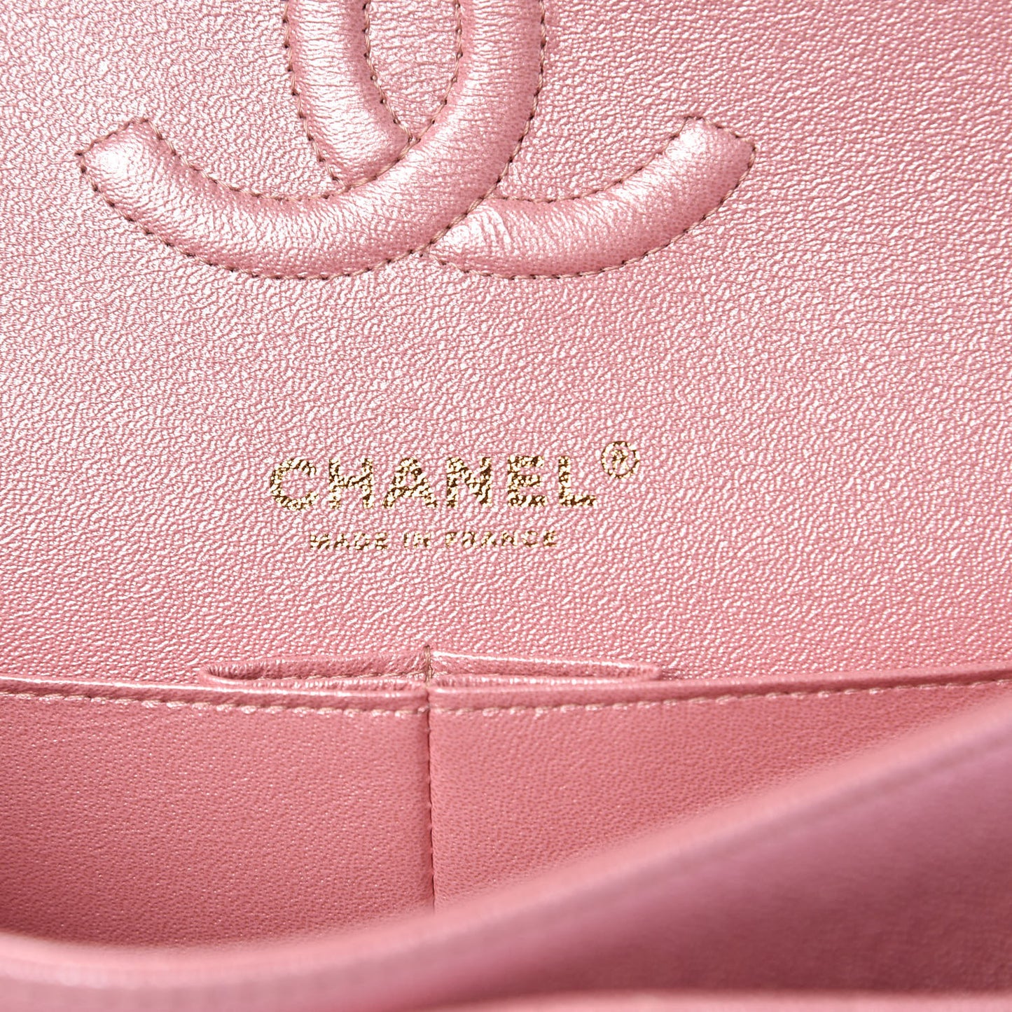 Iridescent Caviar Quilted Medium Double Flap Rose Pink
