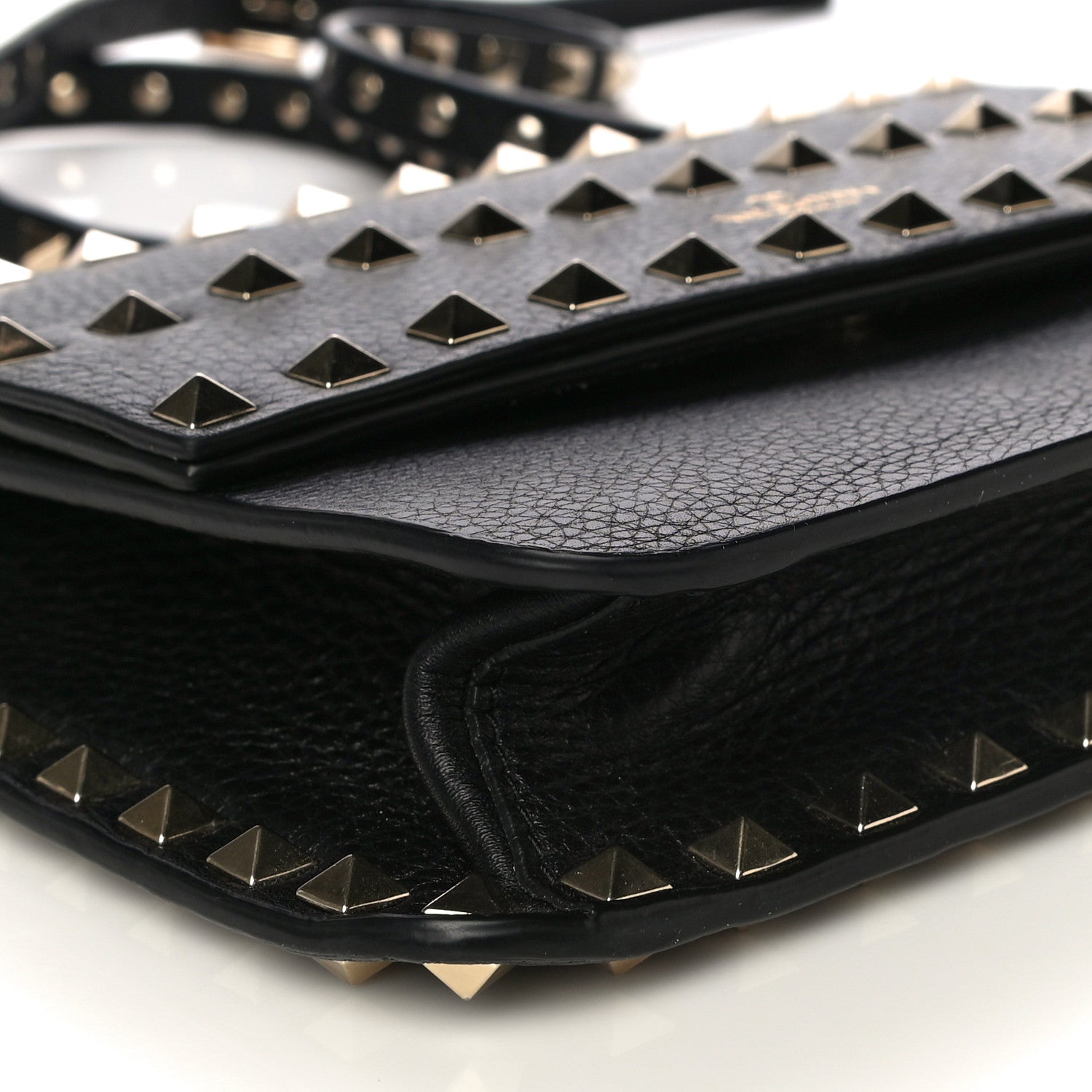Valentino Garavani Pebbled Calfskin Rockstud Side Slip Crossbody Black 7 of 15