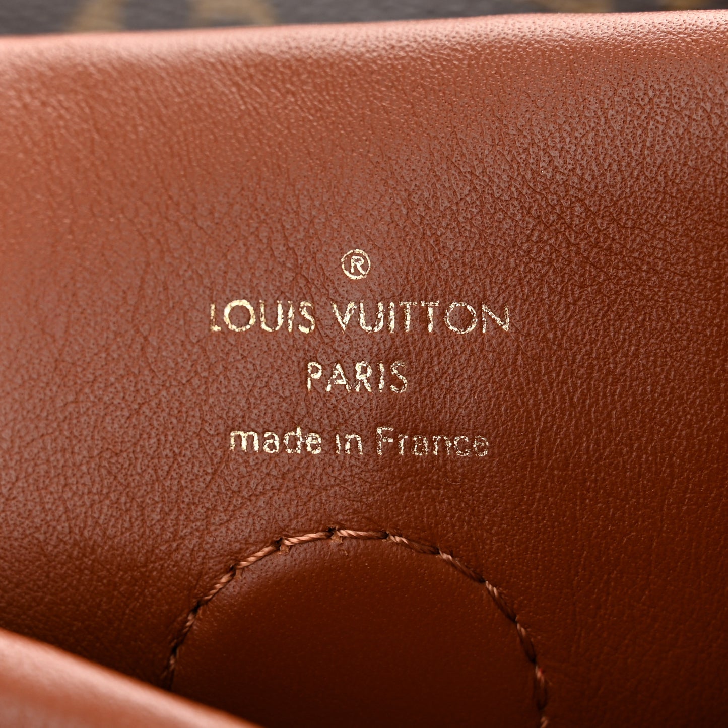 Monogram Tuileries Besace Caramel Rouge