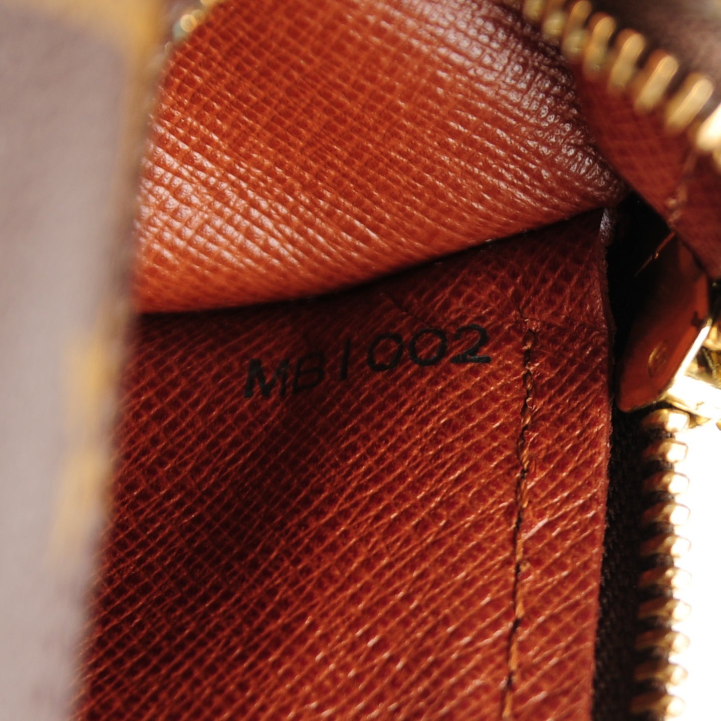 Monogram Papillon 30
