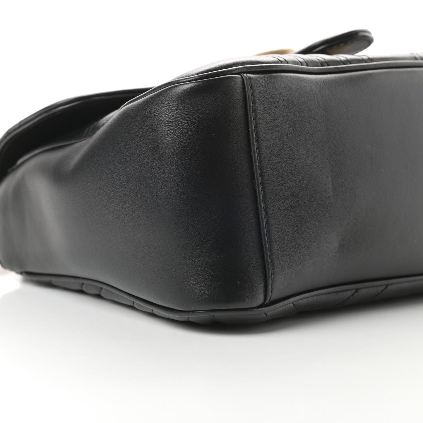 Calfskin Matelasse Small GG Marmont Top Handle Shoulder Bag Black