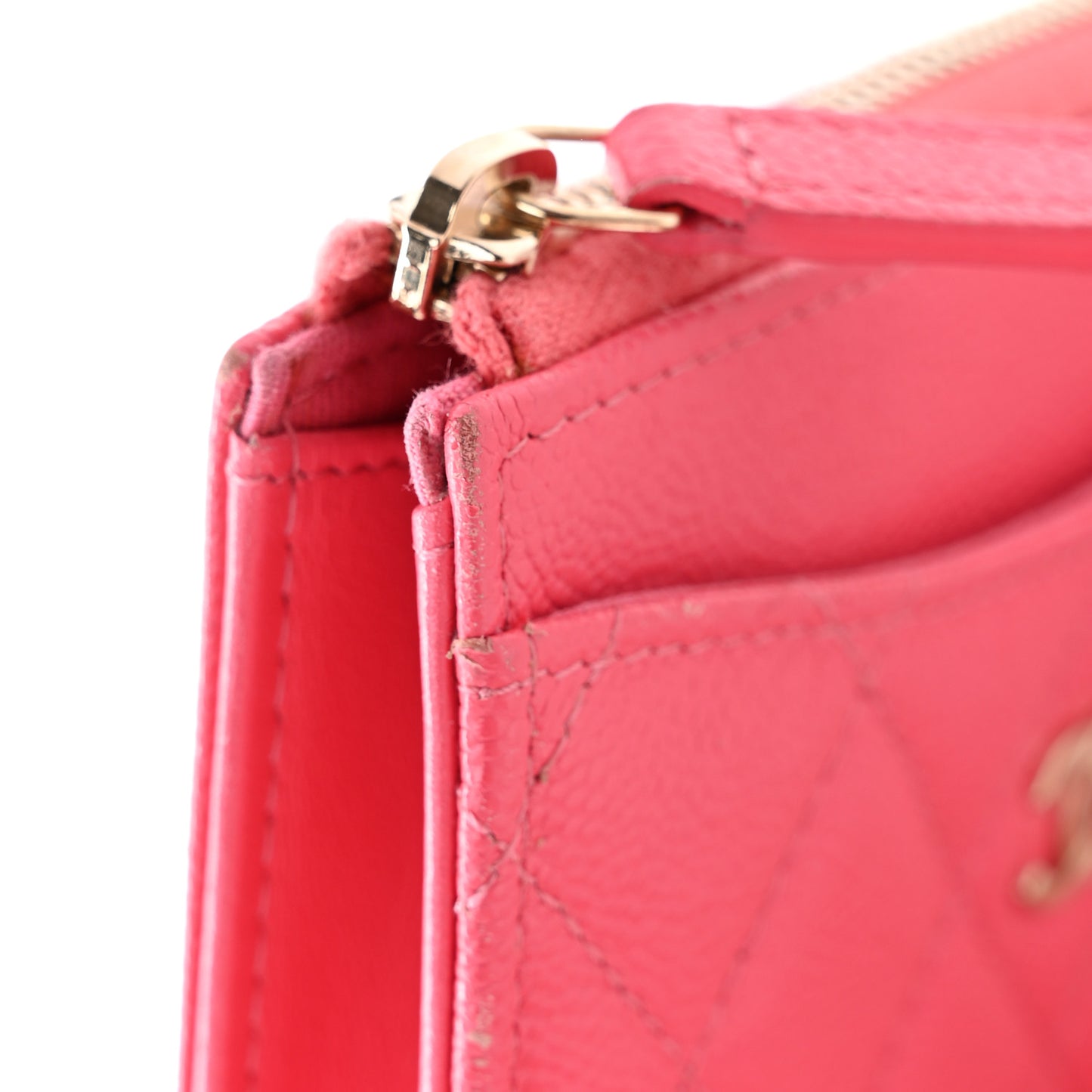 Caviar Quilted CC Zip Around Card Holder Pink