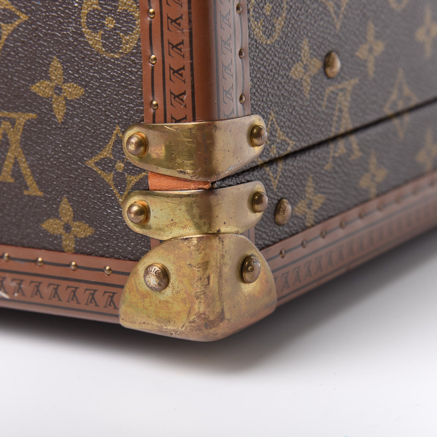 Monogram Bisten 70