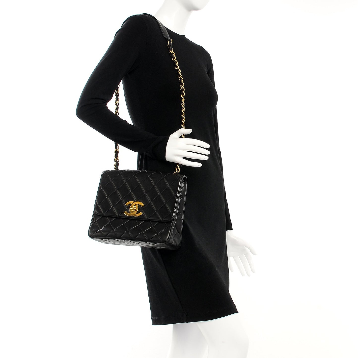 Lambskin Quilted Medium Single Flap Black