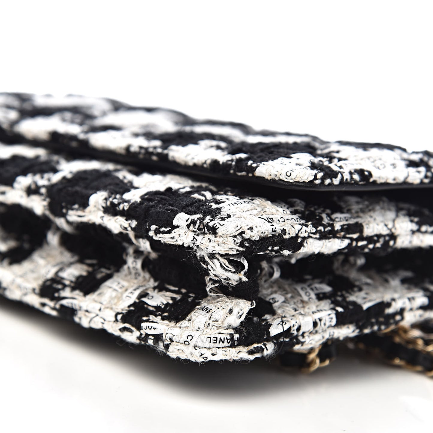 Tweed Quilted Wallet On Chain WOC Black Ecru White