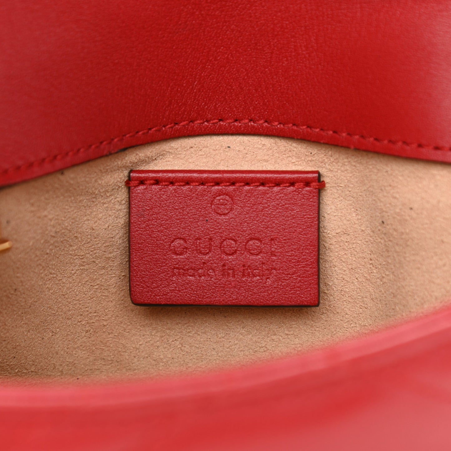 Calfskin Matelasse Super Mini GG Marmont Shoulder Bag Hibiscus Red