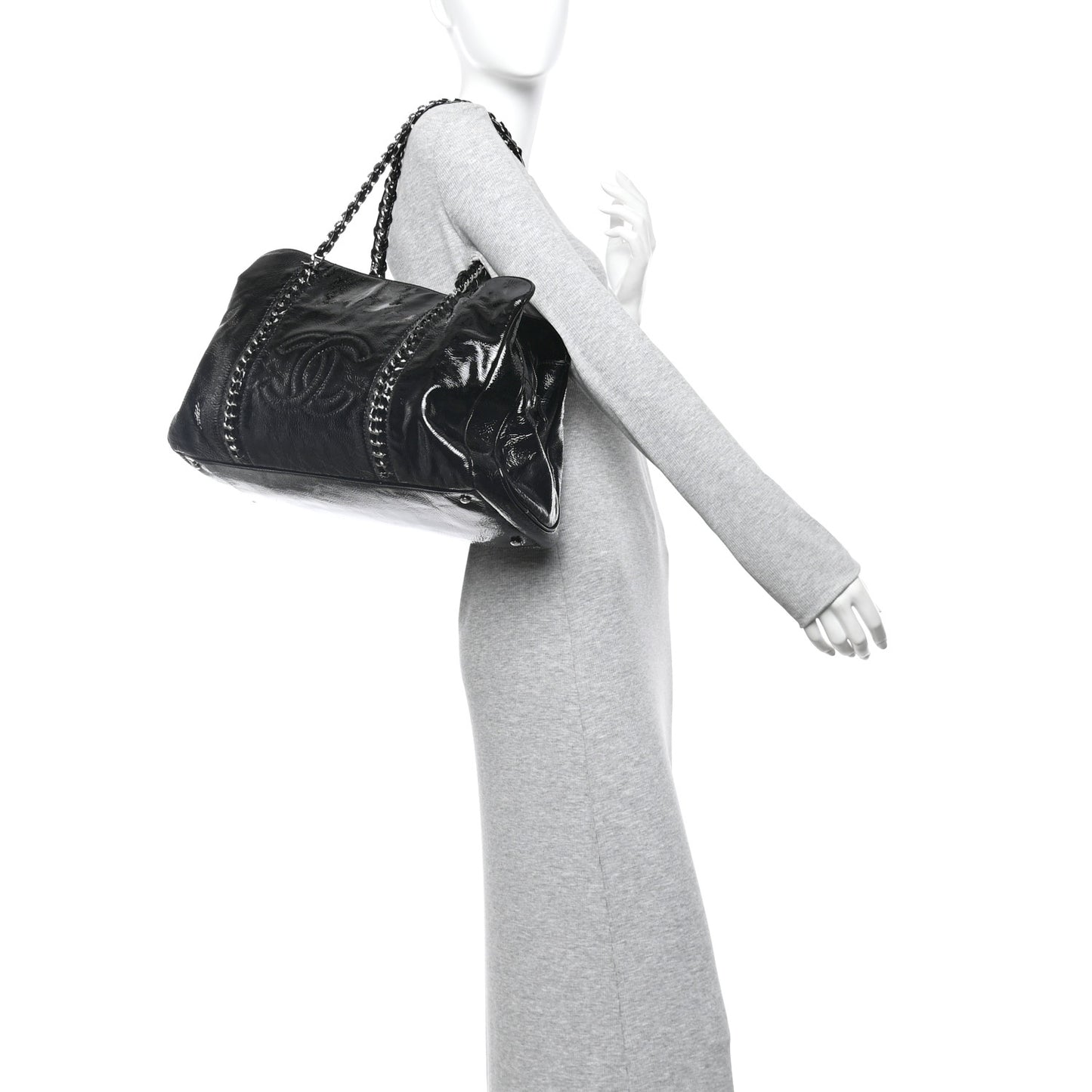 Patent Calfskin Large Luxe Ligne Tote Black