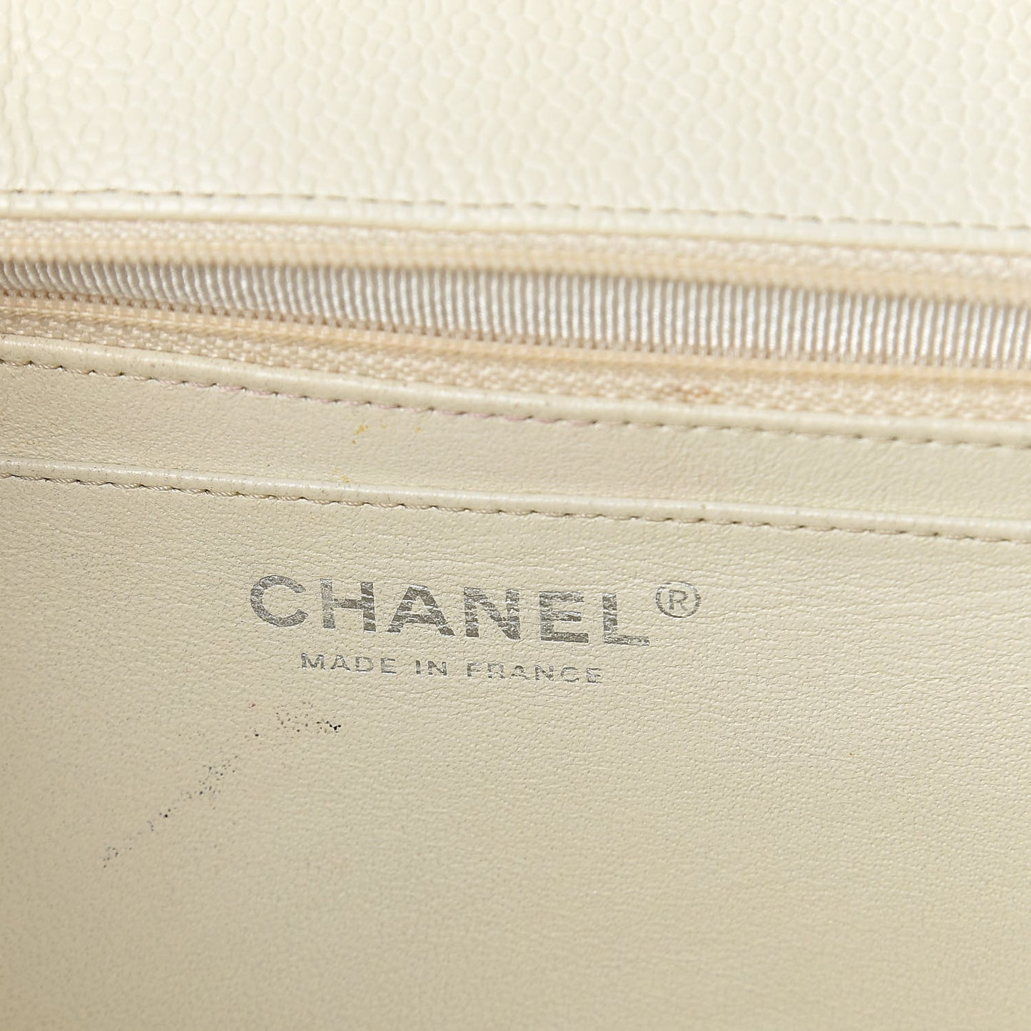 Caviar Quilted Jumbo Single Flap White