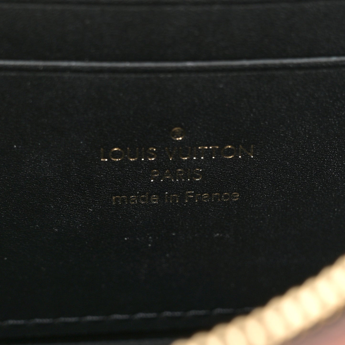 Reverse Monogram Dauphine Chain Wallet