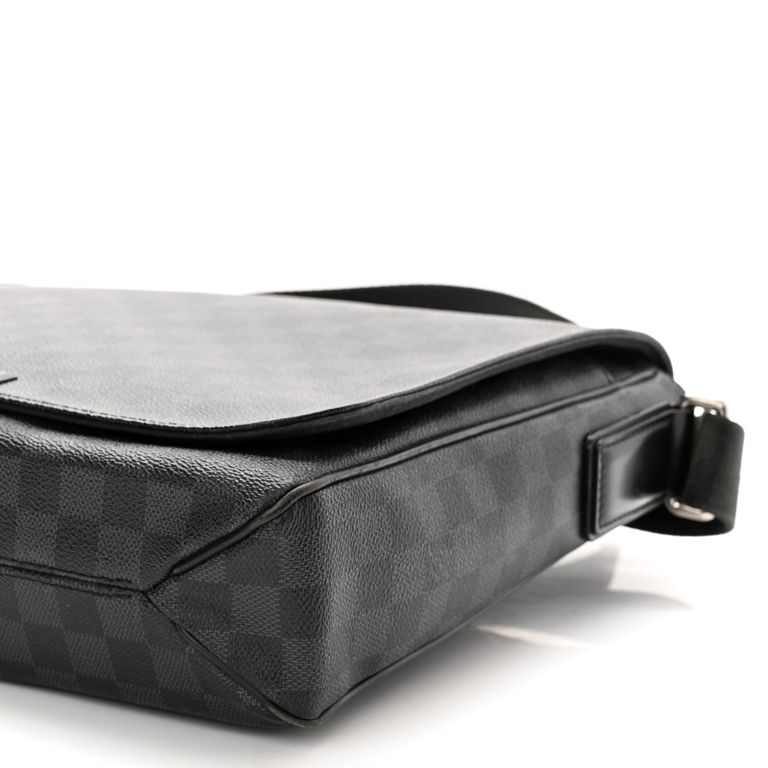 Louis Vuitton Damier Graphite District MM 9 of 10