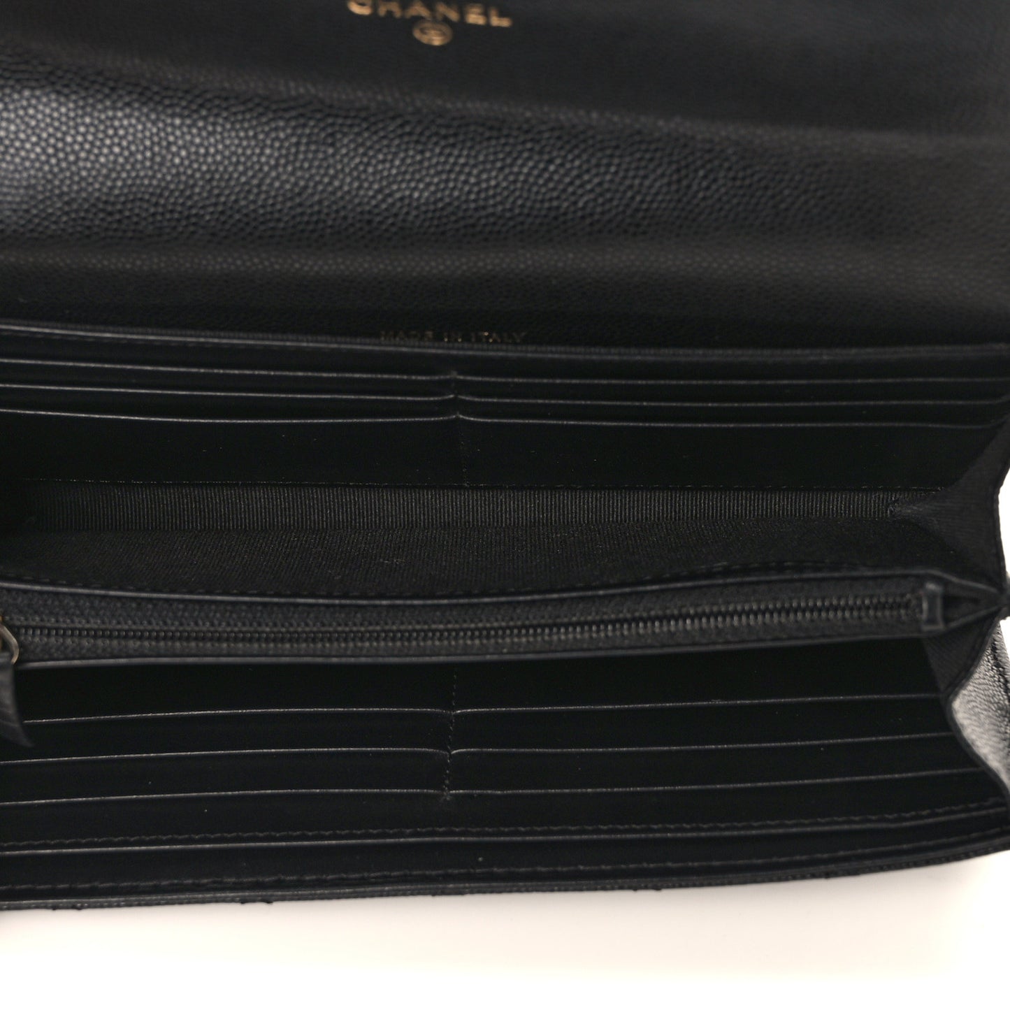 Caviar Quilted Large Boy Gusset Flap Wallet Black