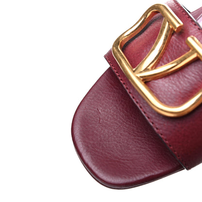 Valentino Garavani Grainy Cowhide VLogo 60mm Sandals 39.5 Rubin 13 of 13