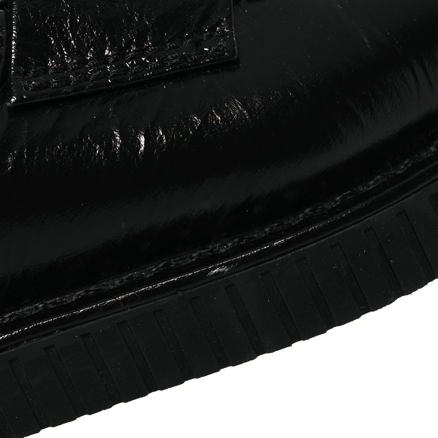 Shiny Crumpled Calfskin CC Mocassin Loafers 39 Black