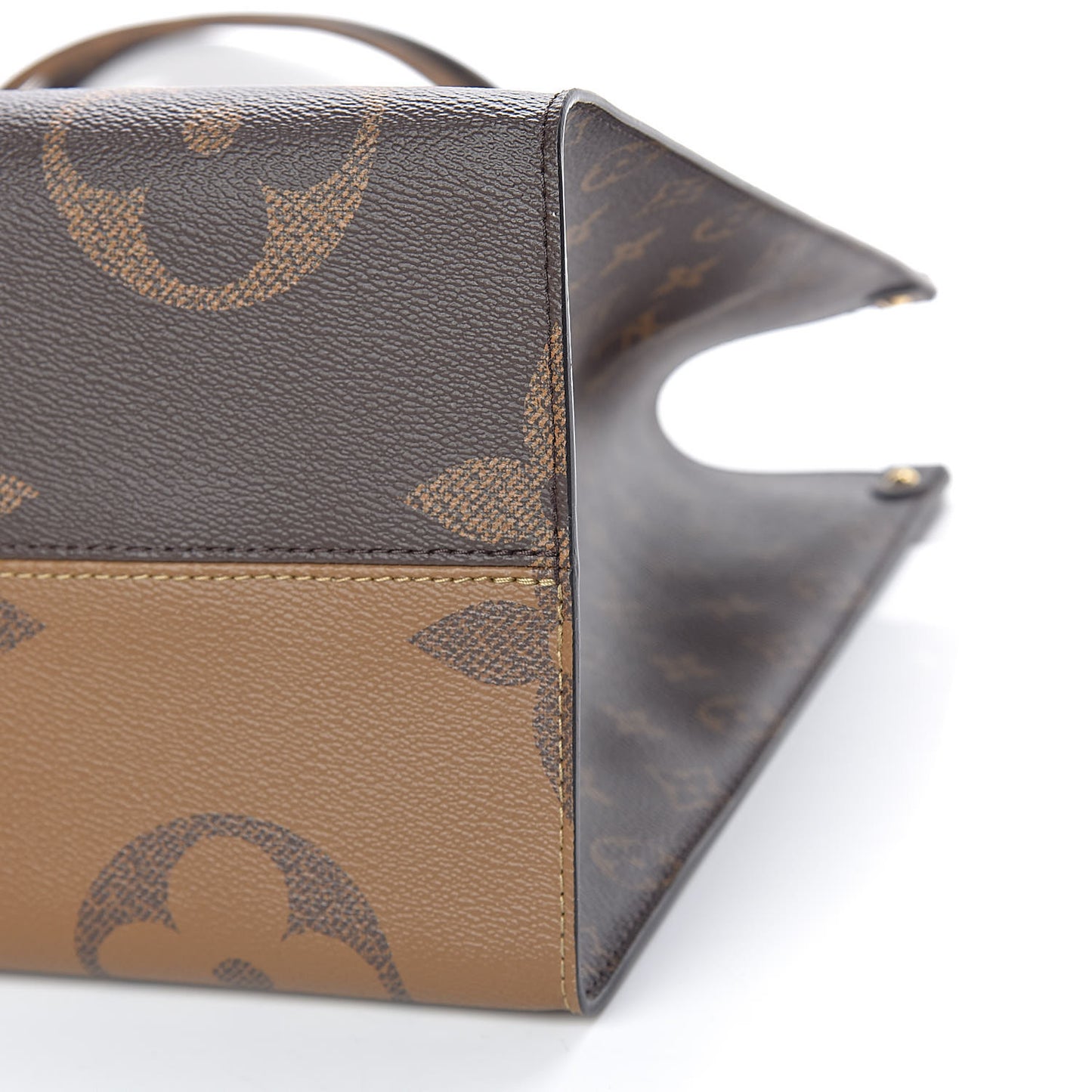 Reverse Monogram Giant Onthego GM