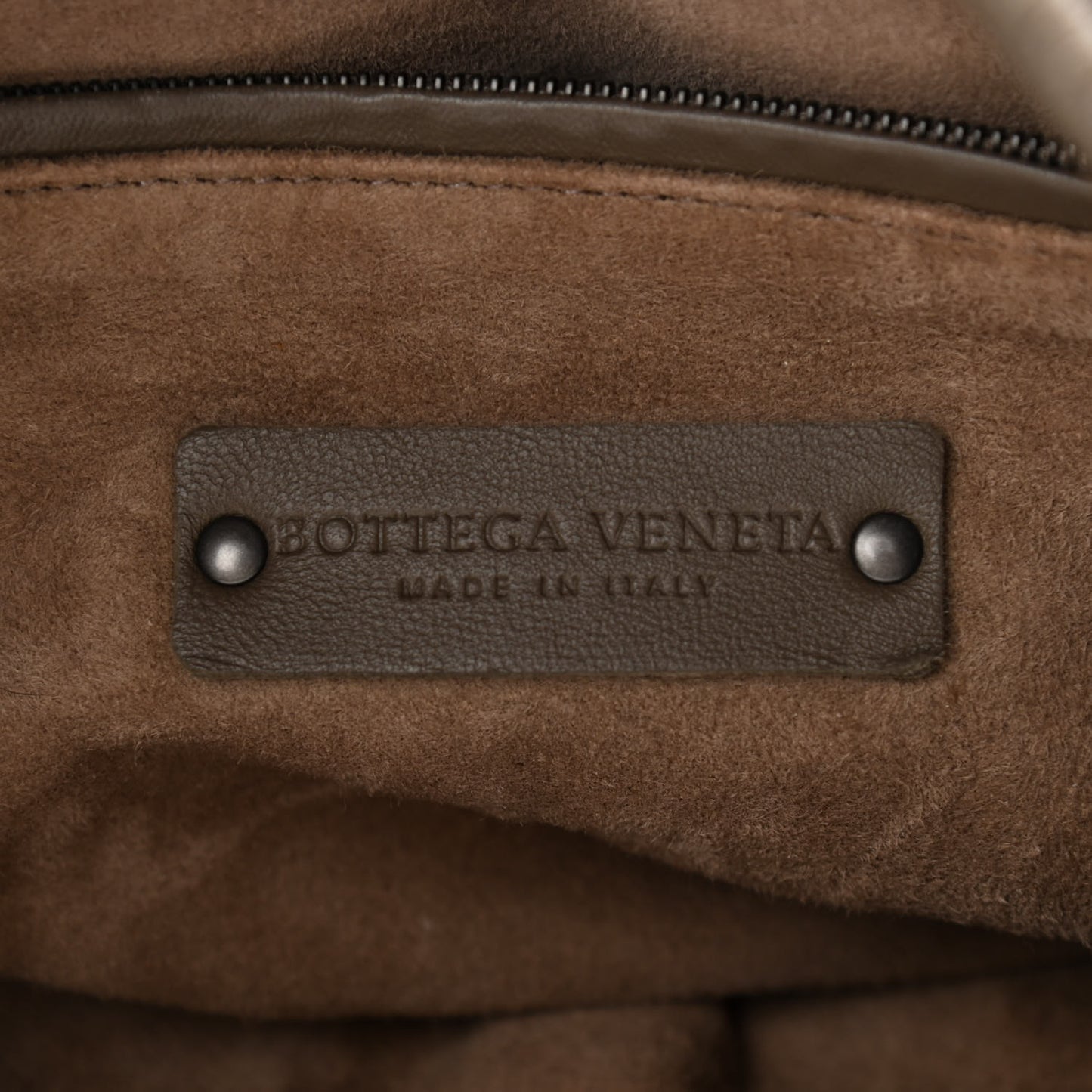 Nappa Intrecciato Medium Veneta Hobo Grey