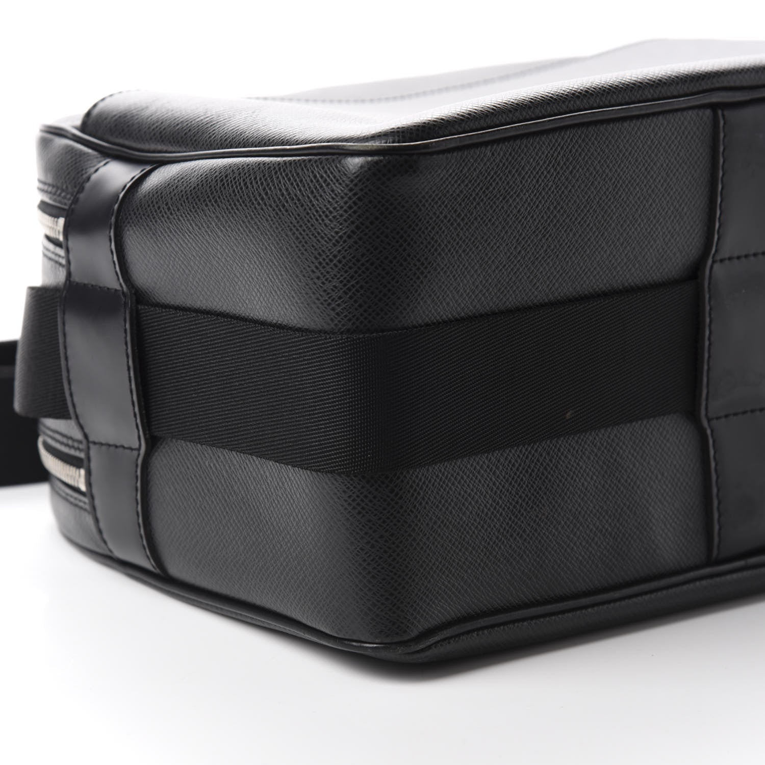 Louis Vuitton Taiga Reporter Messenger Ardoise 7 of 14